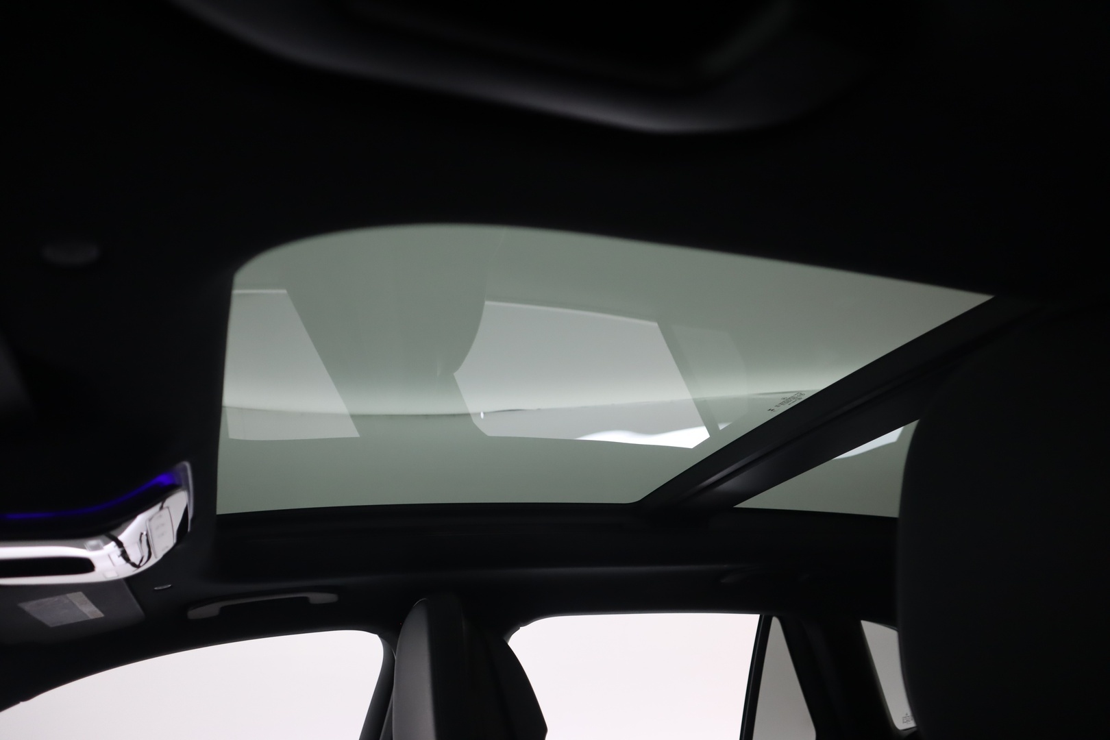 MERCEDES-BENZ GLC 2023