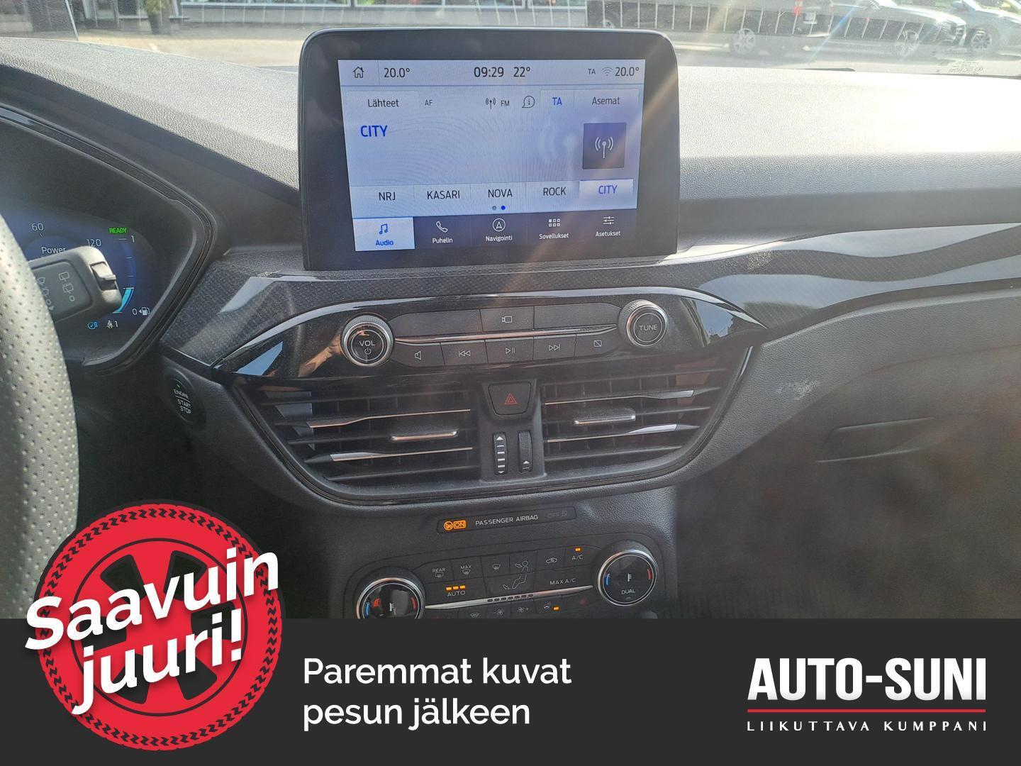 FORD Kuga 2023