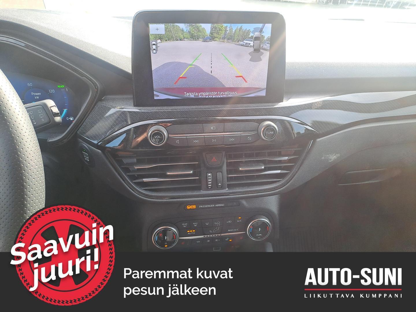 FORD Kuga 2023