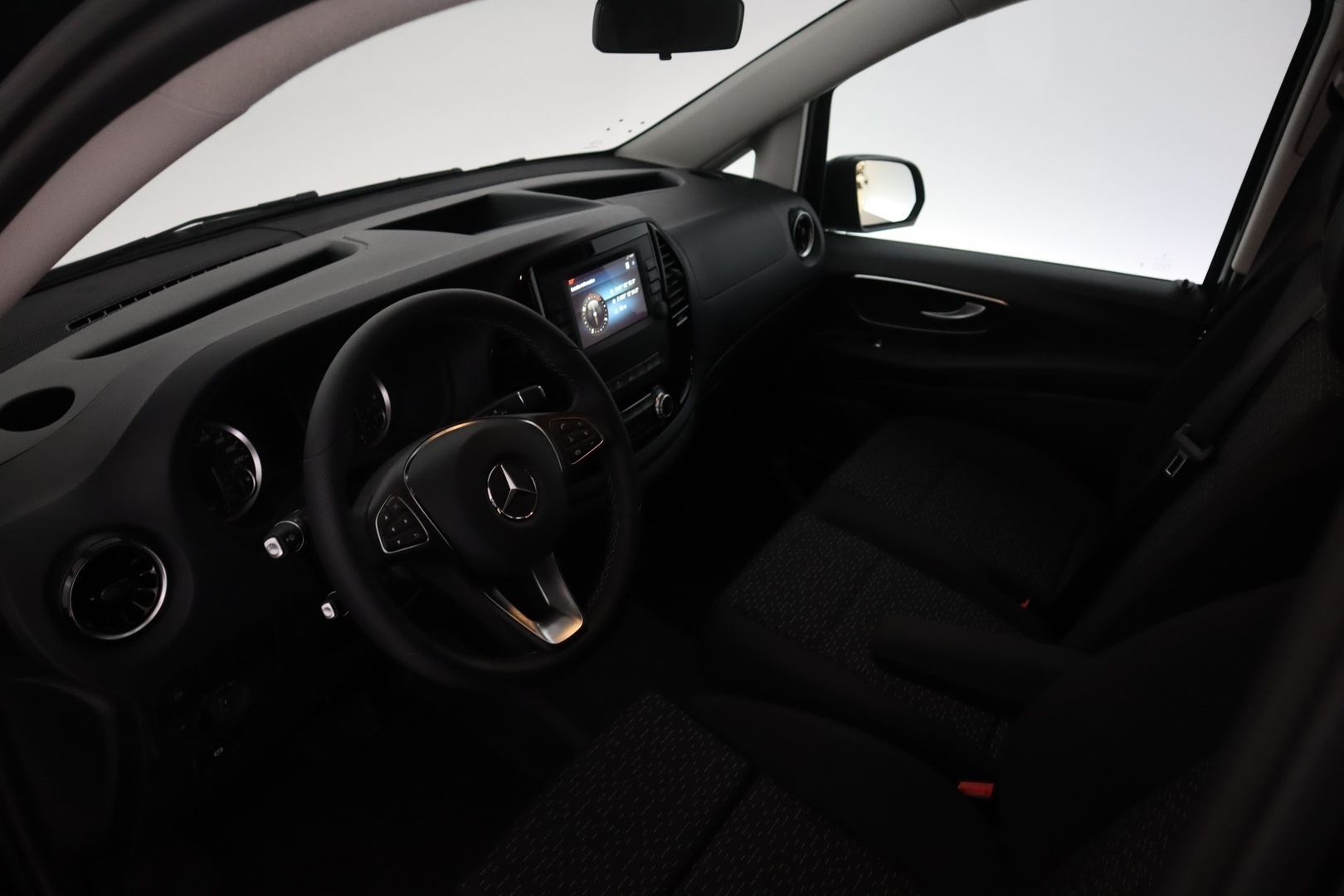 MERCEDES-BENZ Vito 2024