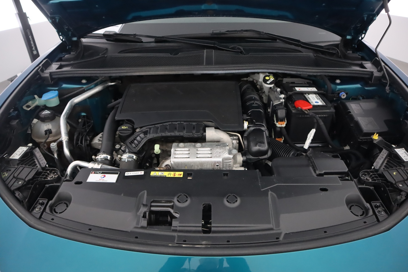 PEUGEOT 408 2023