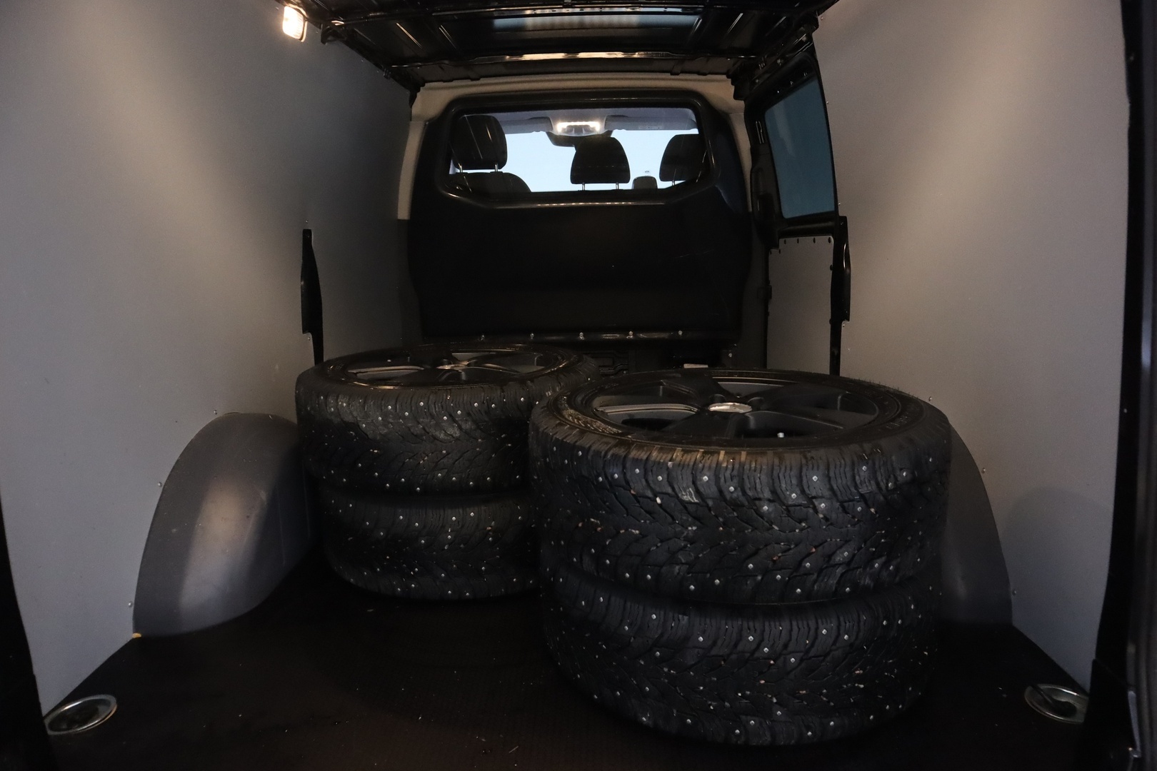 MERCEDES-BENZ Vito 2025