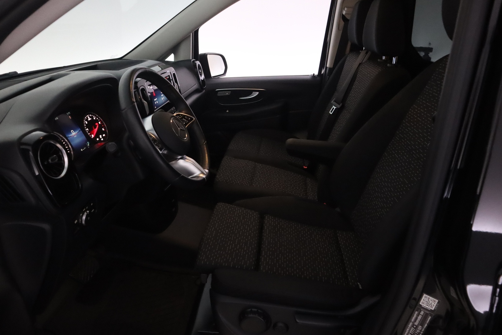 MERCEDES-BENZ Vito 2025