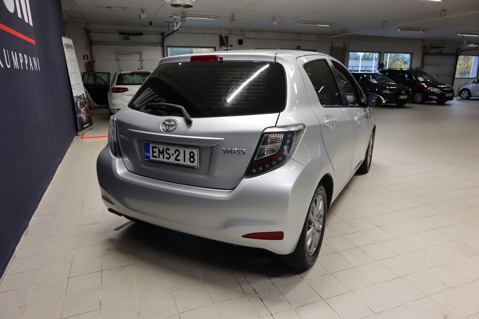 TOYOTA Yaris 2014