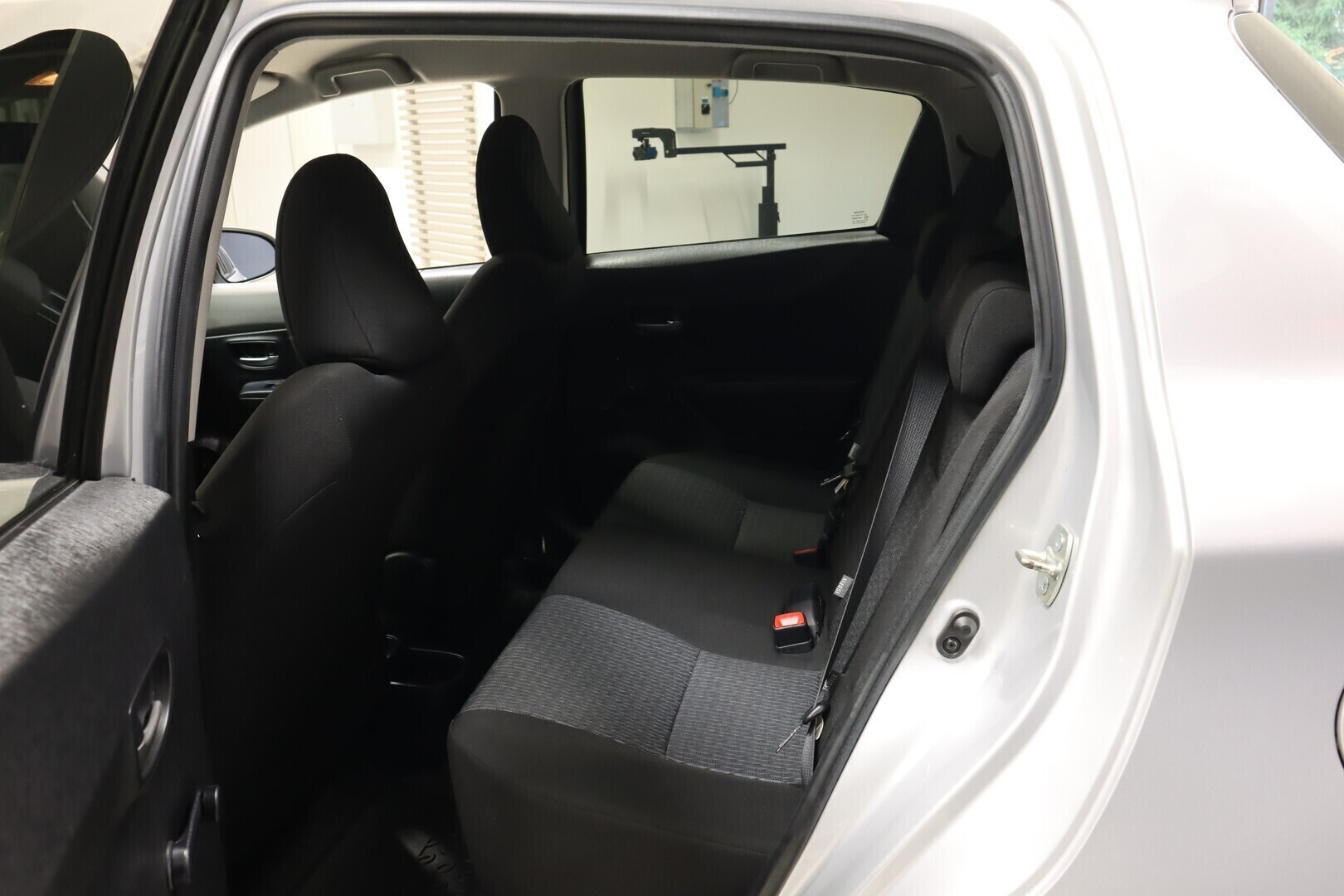 TOYOTA Yaris 2014