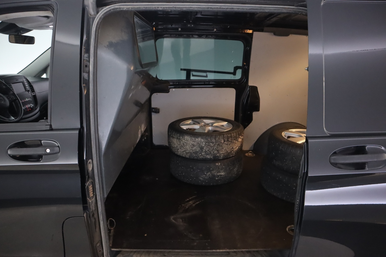 MERCEDES-BENZ Vito 13