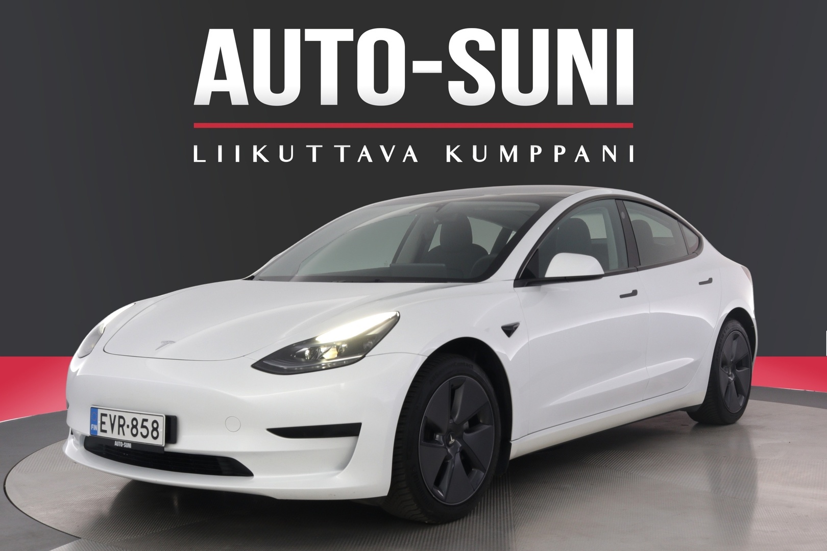 TESLA Model 3 2023