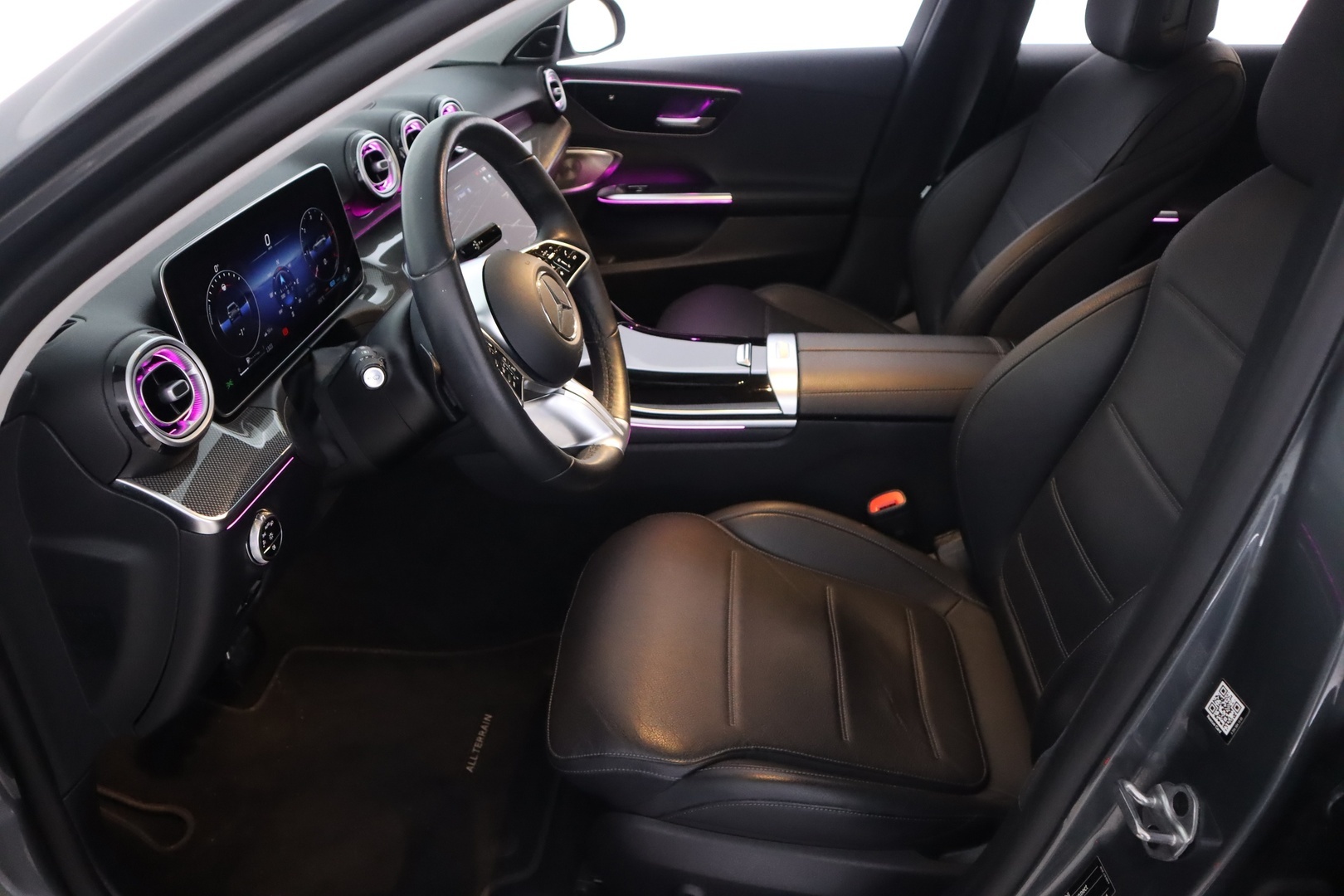 MERCEDES-BENZ C 2022