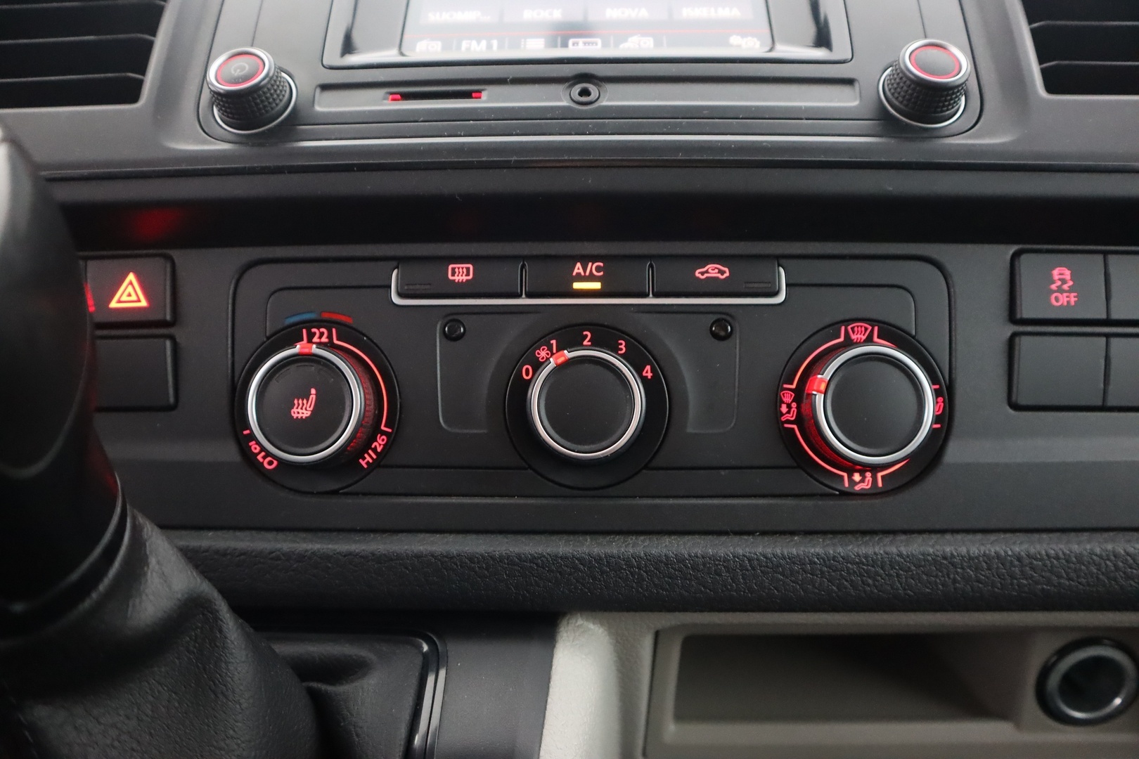 VOLKSWAGEN Transporter 2016