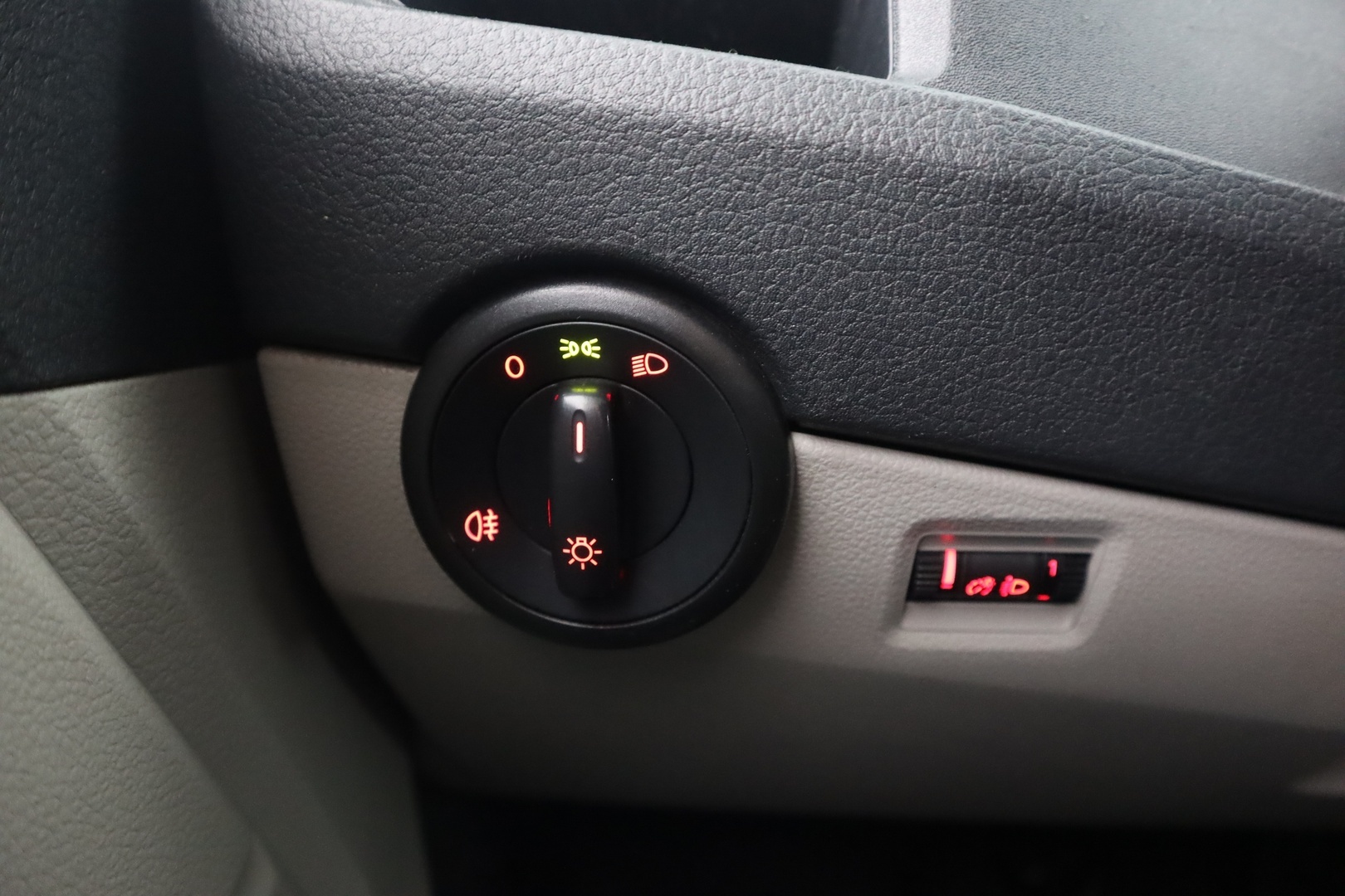 VOLKSWAGEN Transporter 2016