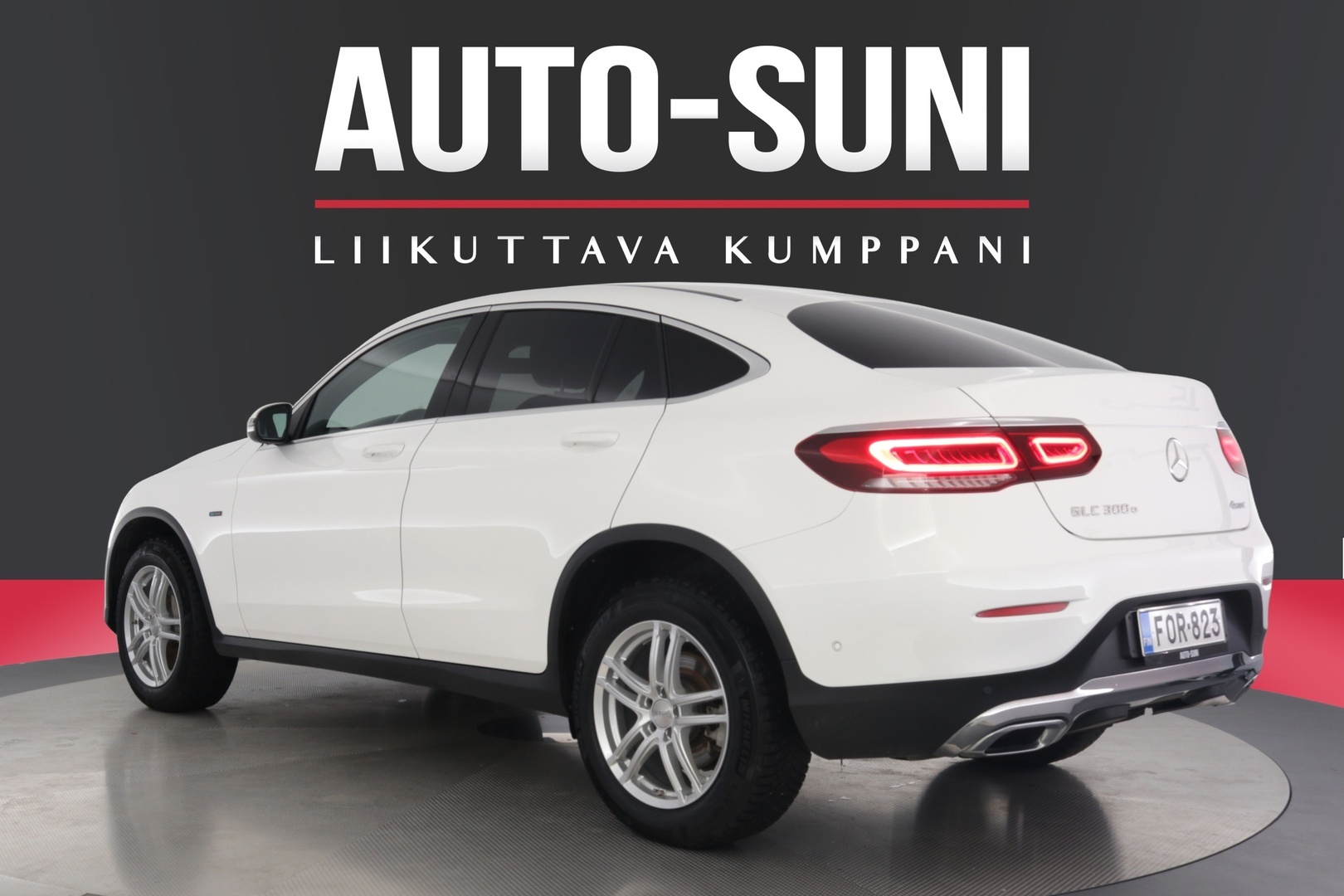 MERCEDES-BENZ GLC 2021