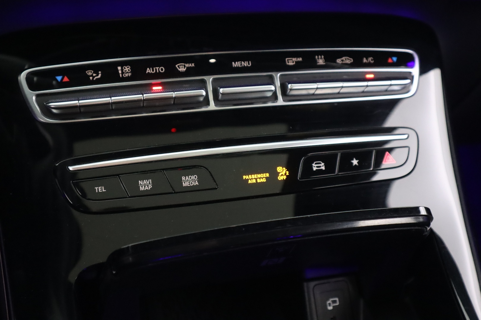 MERCEDES-BENZ EQC 2020