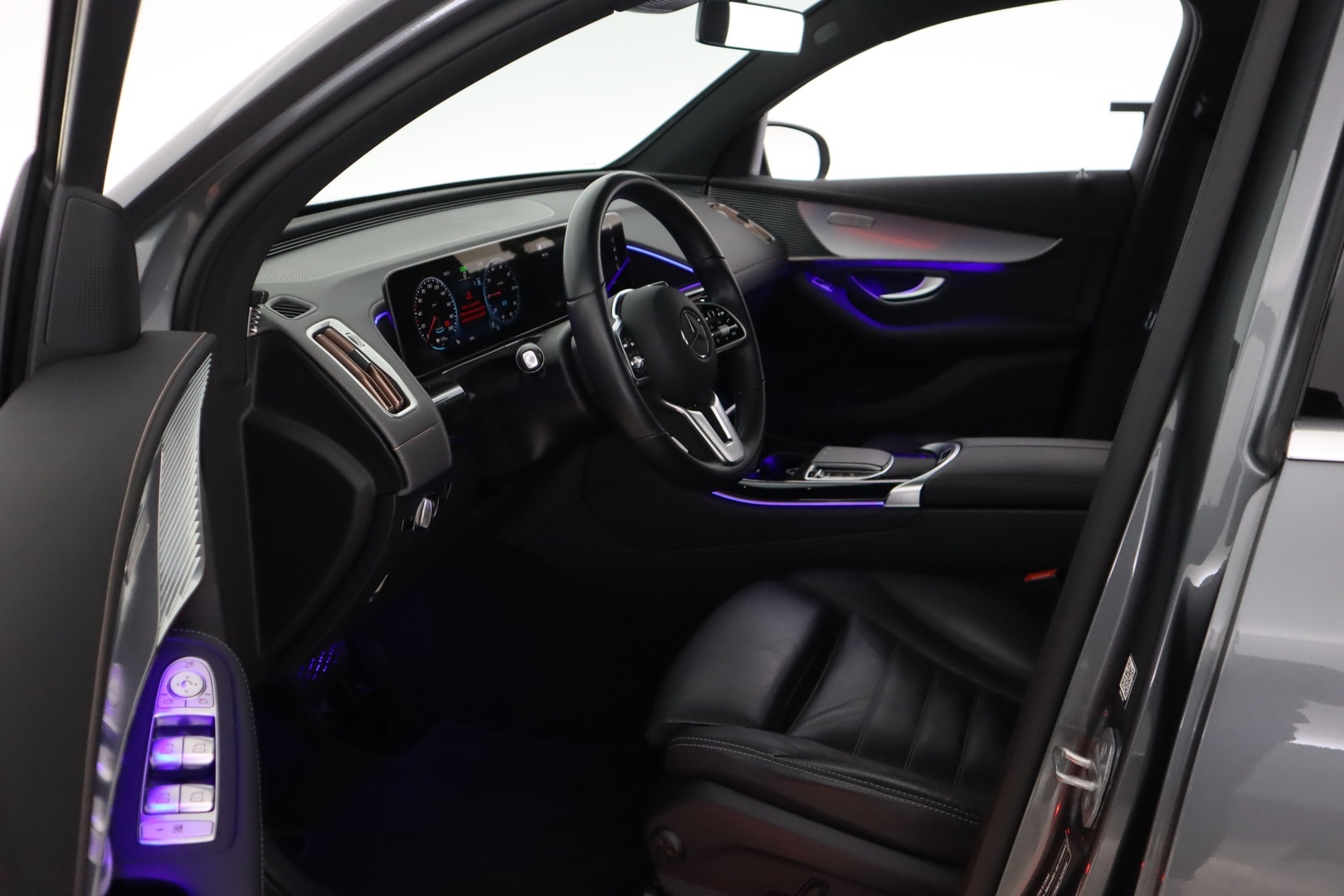 MERCEDES-BENZ EQC 2020