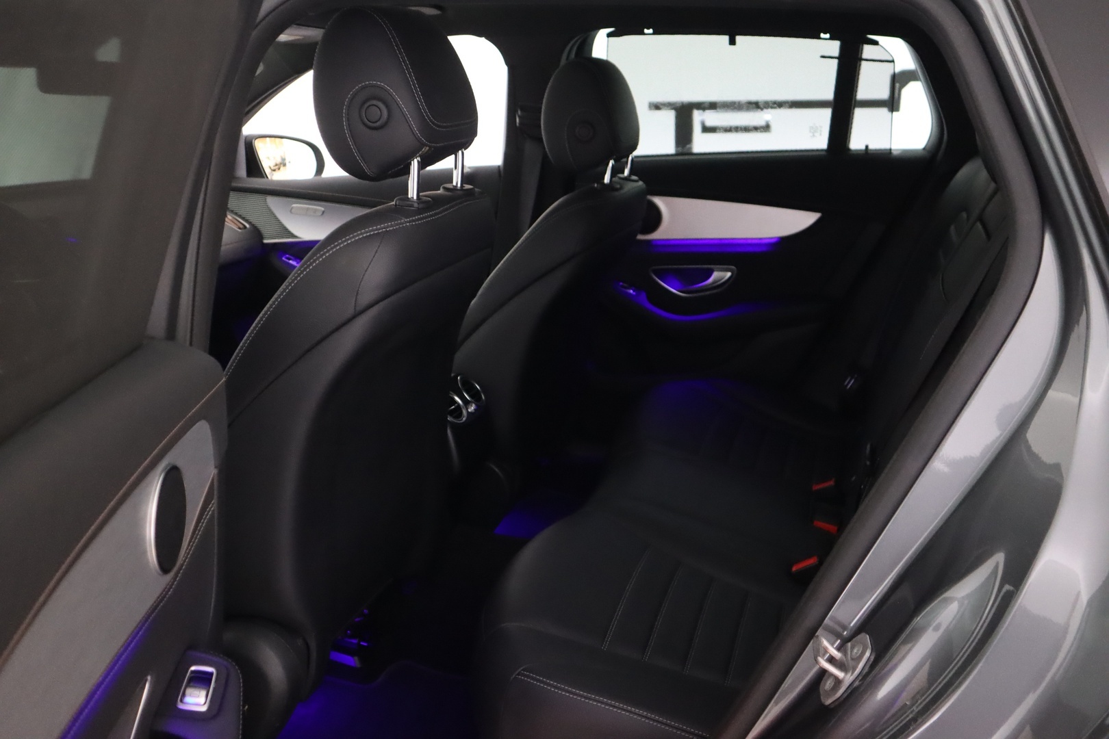 MERCEDES-BENZ EQC 2020