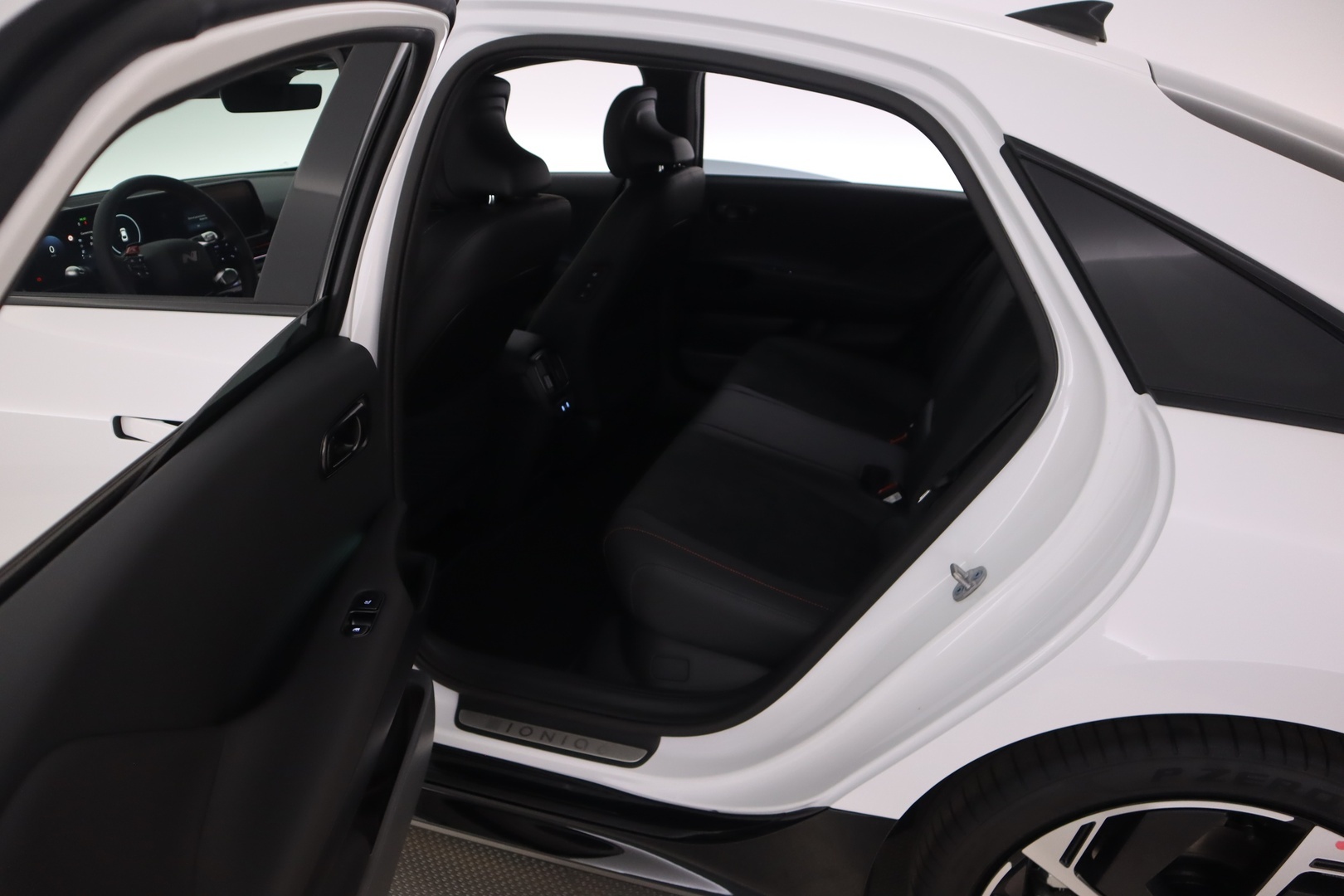HYUNDAI IONIQ 6 2026