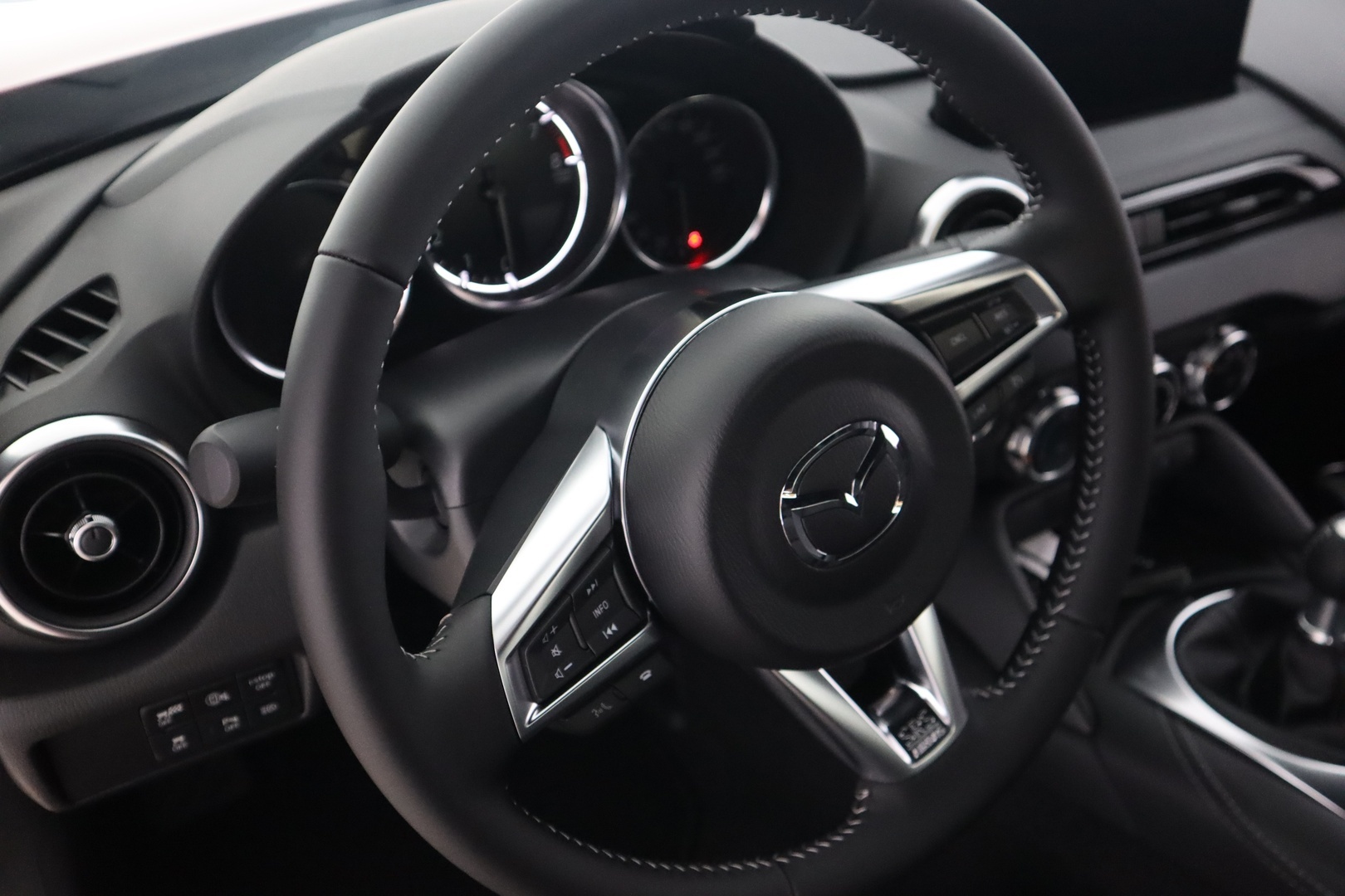 MAZDA MX-5 2026