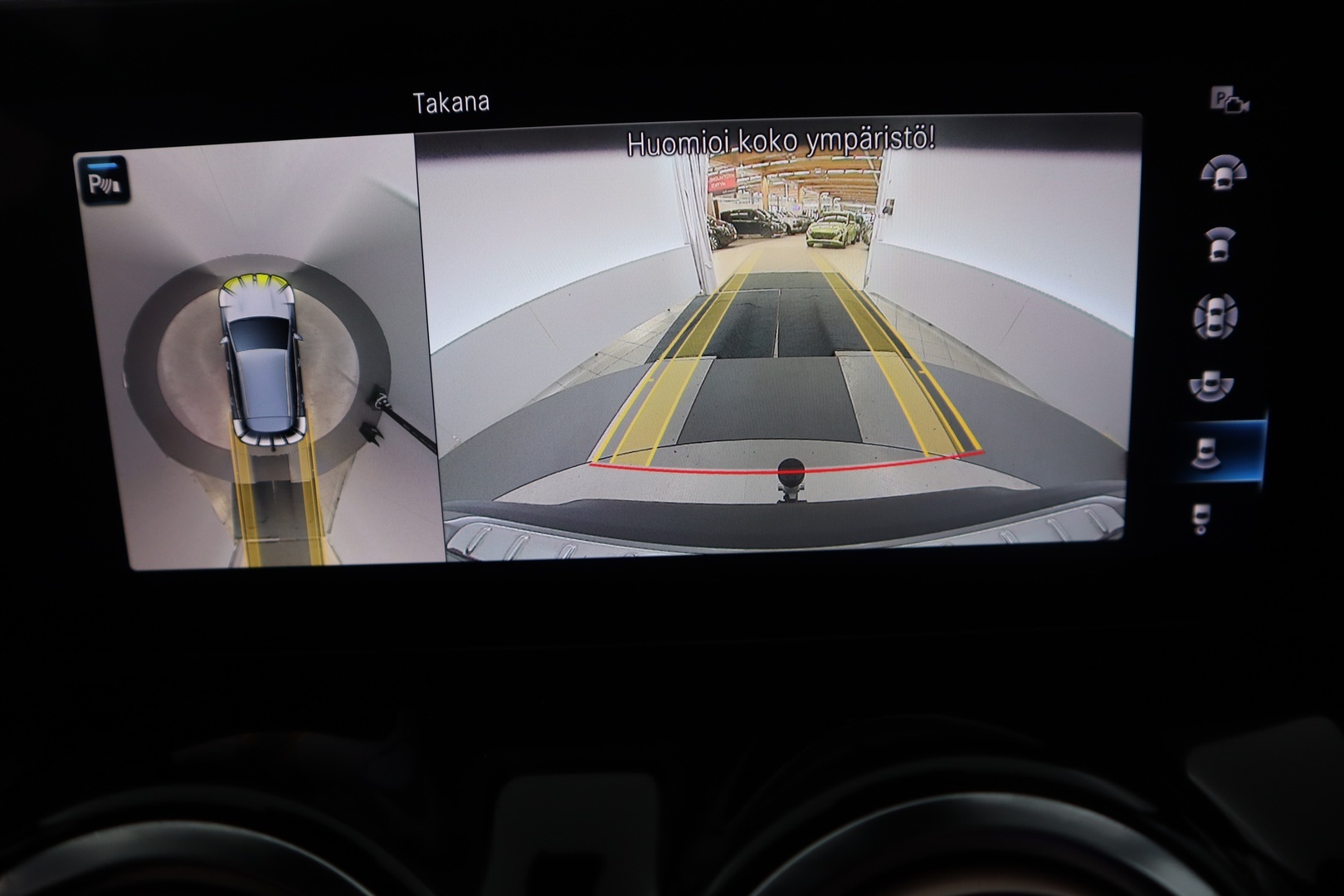 MERCEDES-BENZ EQA 2023