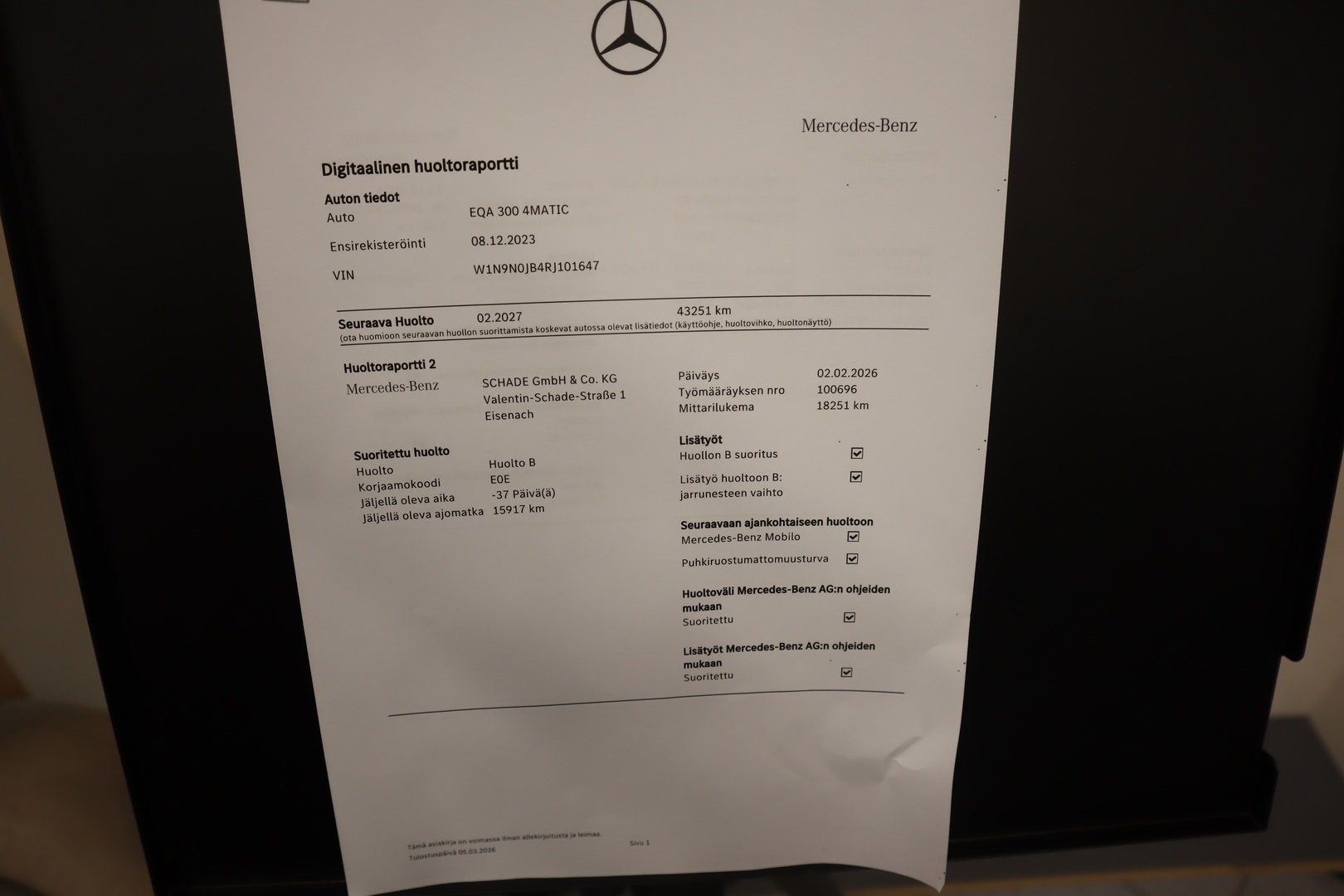 MERCEDES-BENZ EQA 2024
