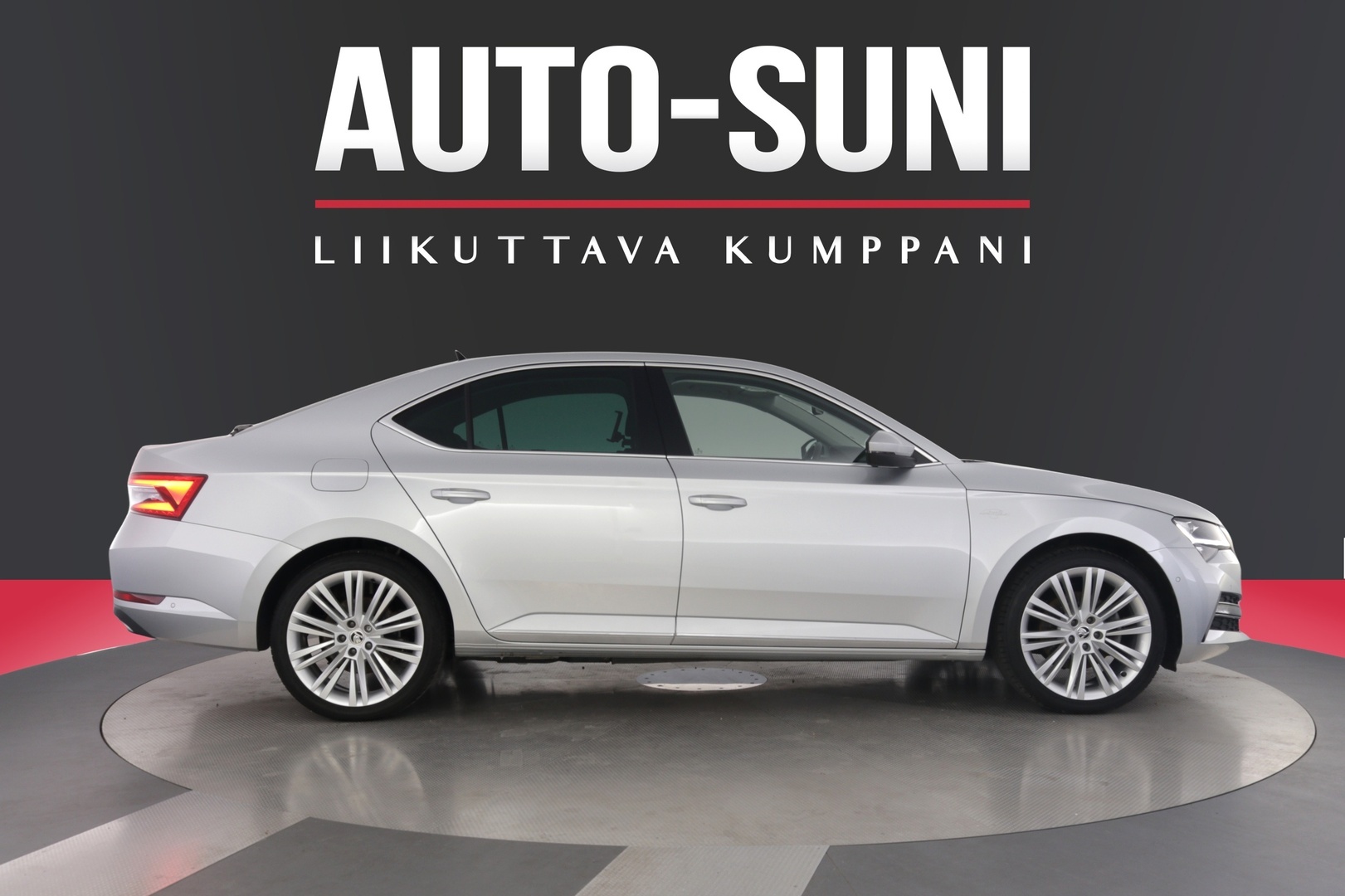 SKODA Superb 2024
