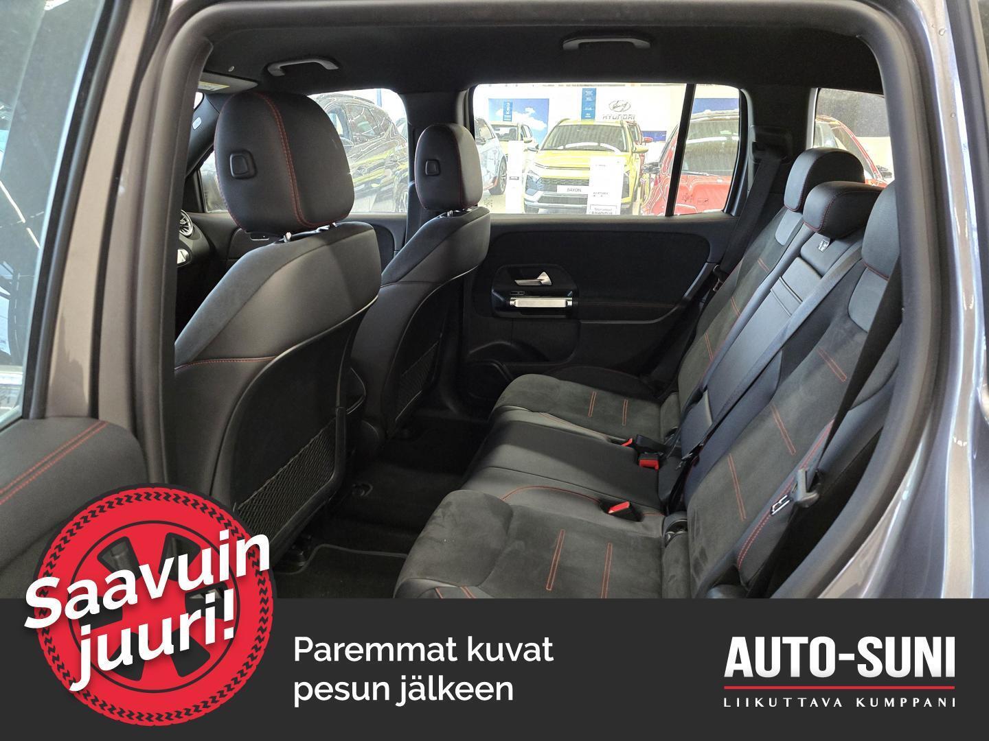 MERCEDES-BENZ EQB 2023