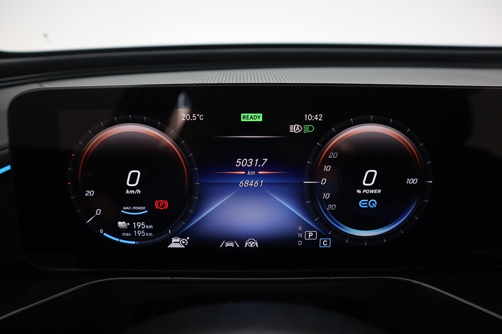 MERCEDES-BENZ EQC 2023