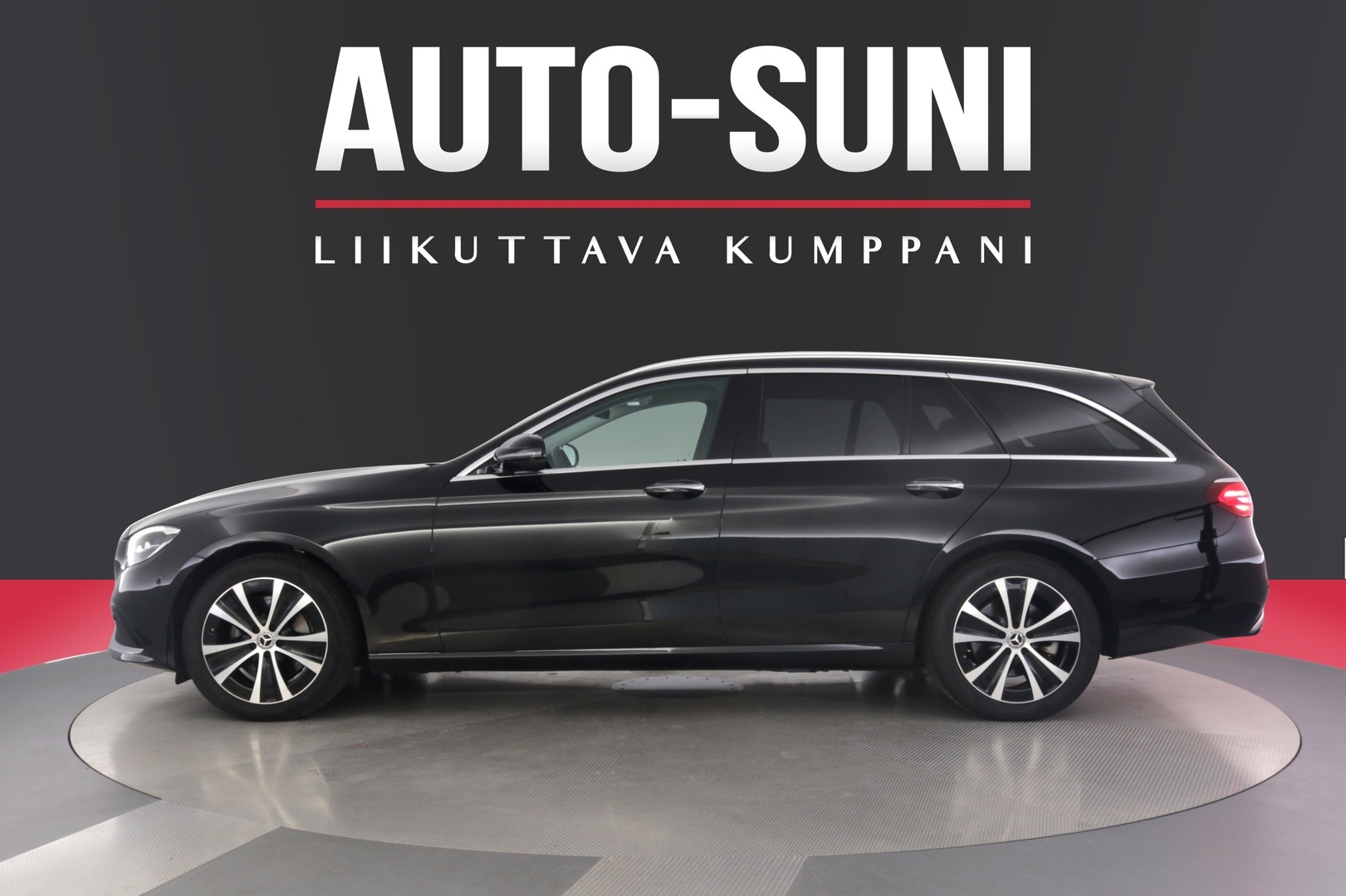 MERCEDES-BENZ E 2023