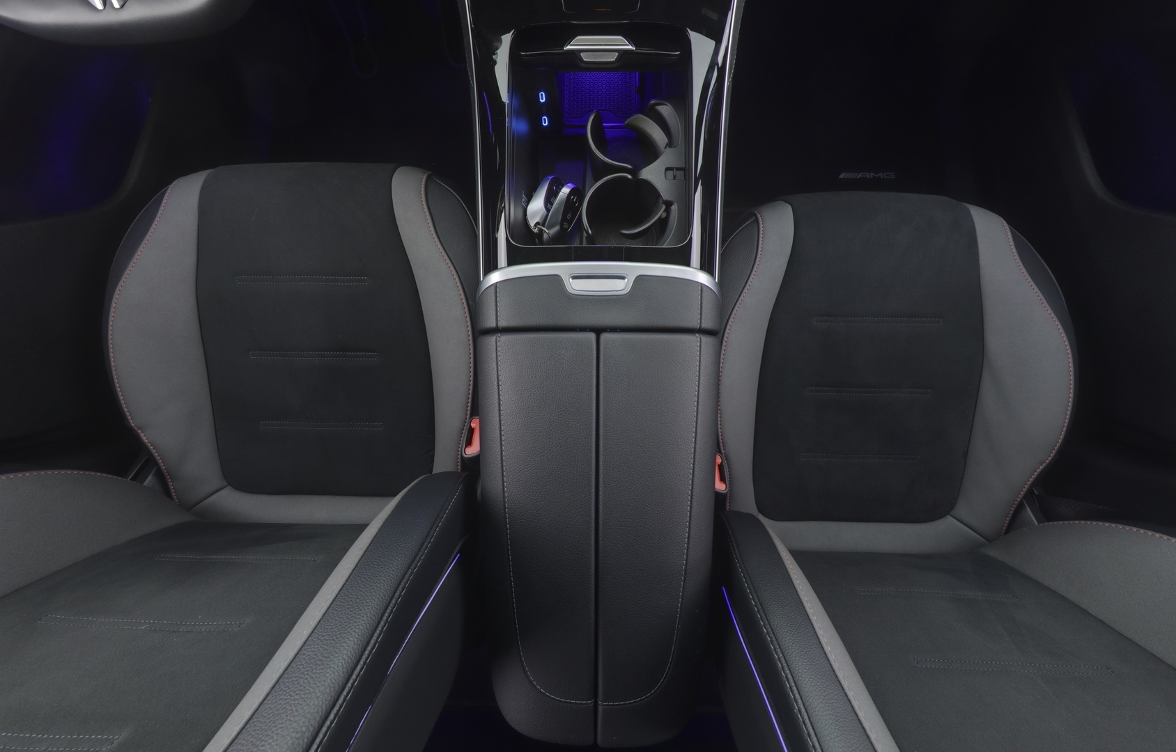 MERCEDES-BENZ EQE SUV 2025