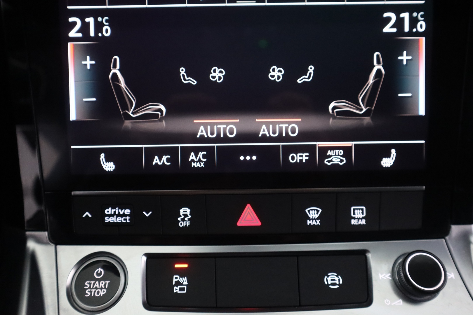 AUDI e-tron 2021