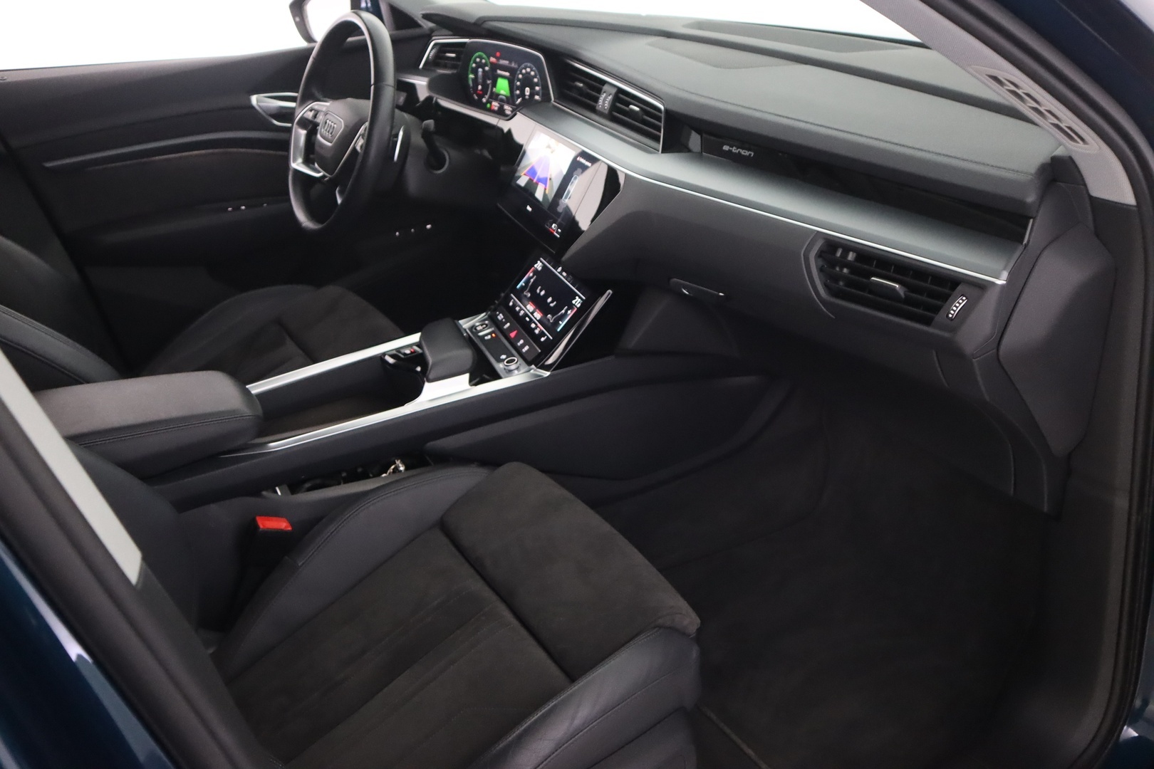 AUDI e-tron 28