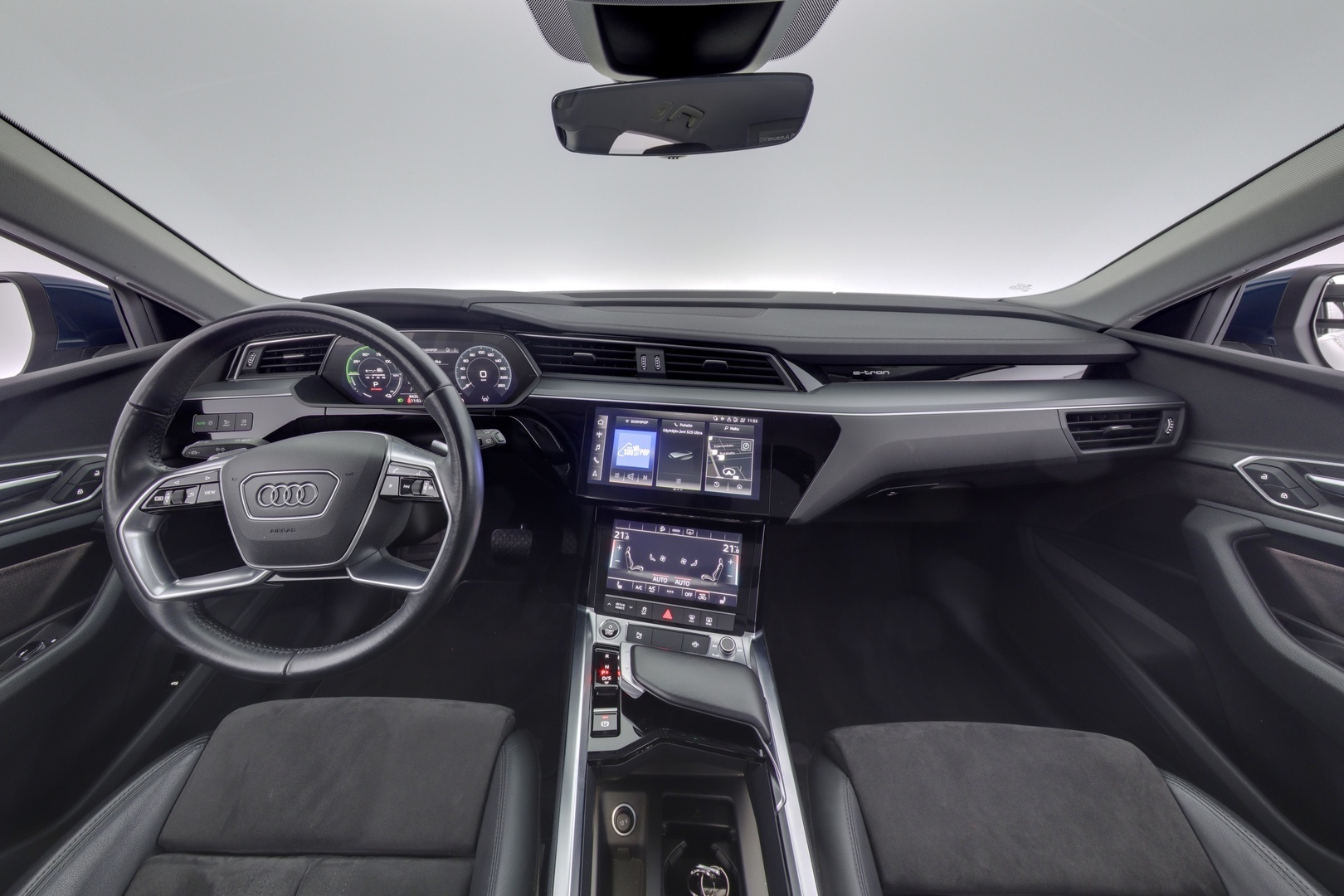 AUDI e-tron 2021