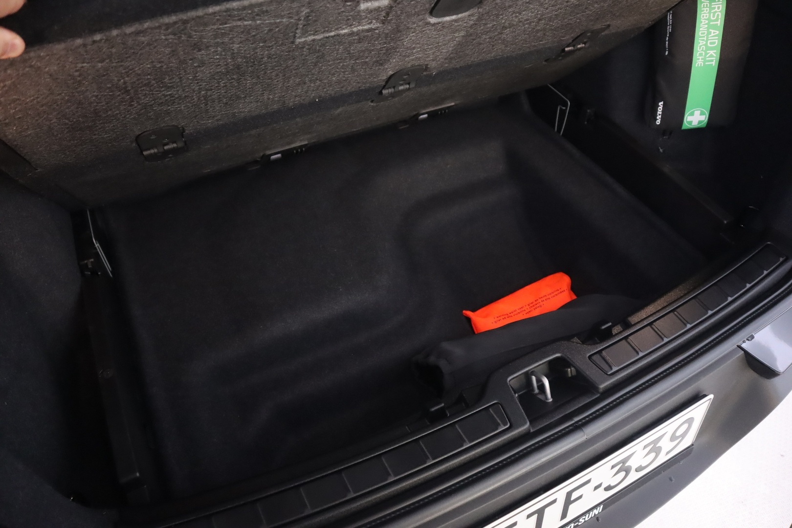 VOLVO XC40 26