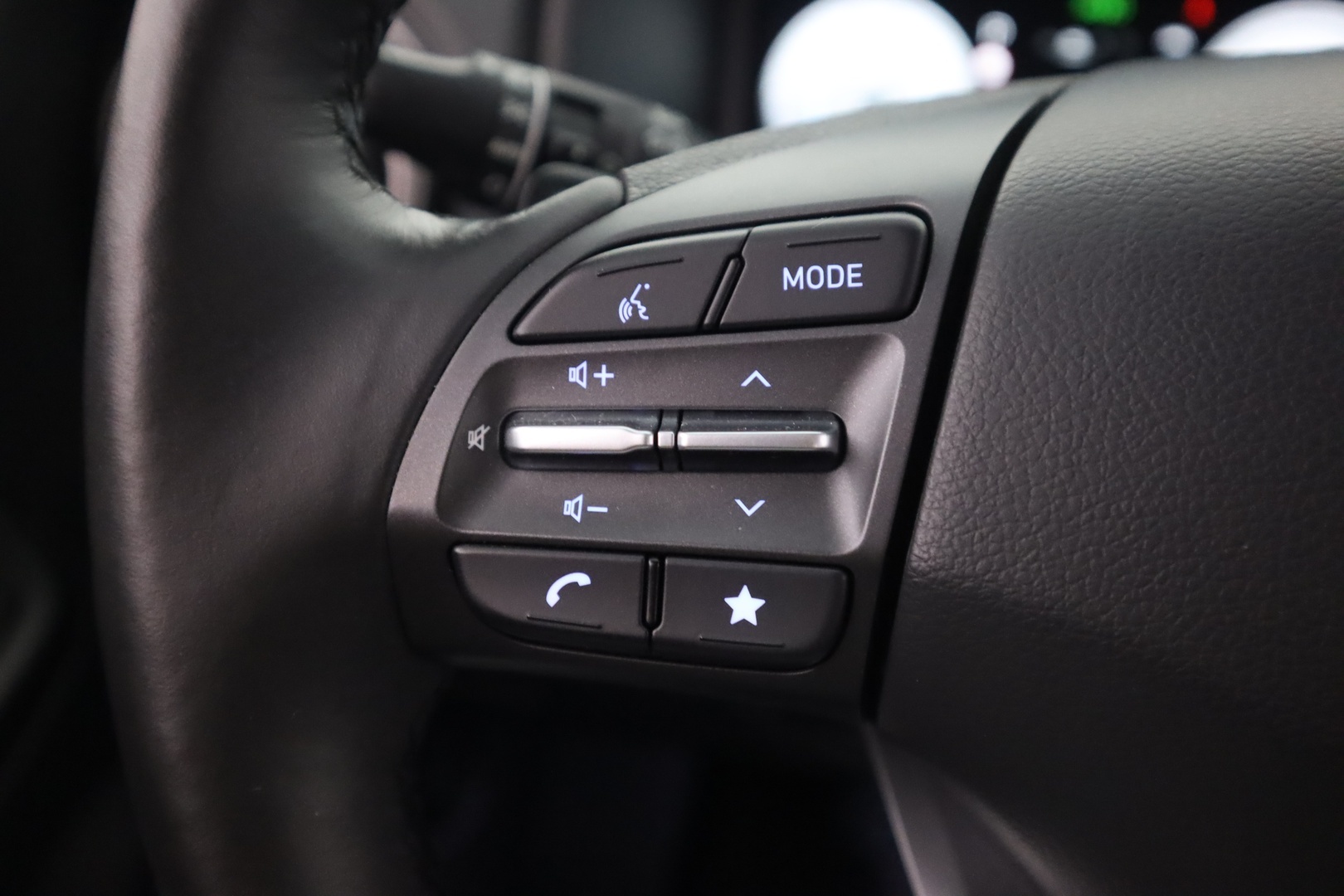 HYUNDAI KONA 2022