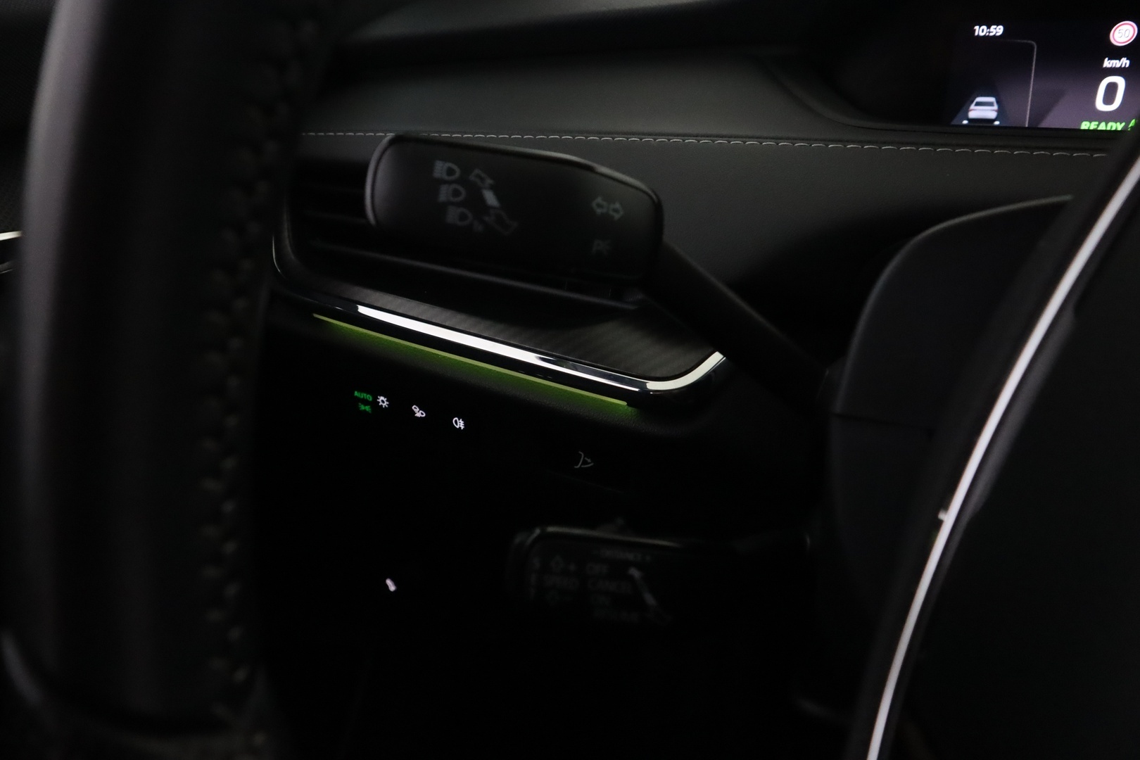 SKODA Enyaq 2023