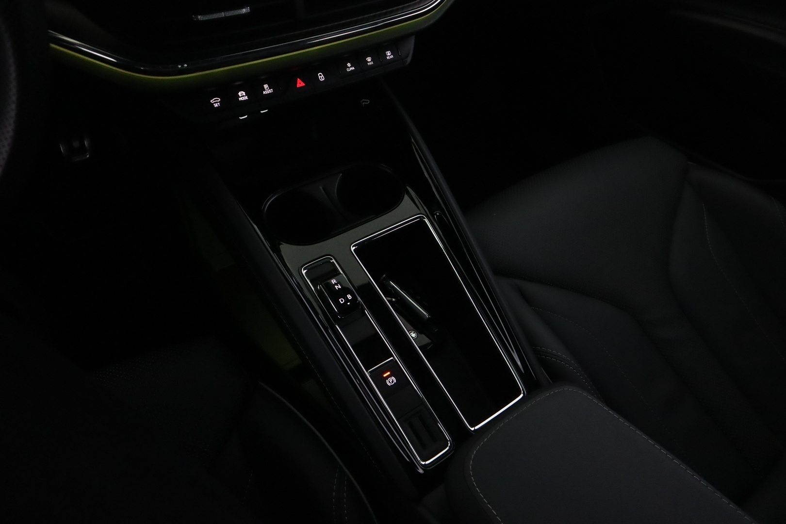 SKODA Enyaq 2023