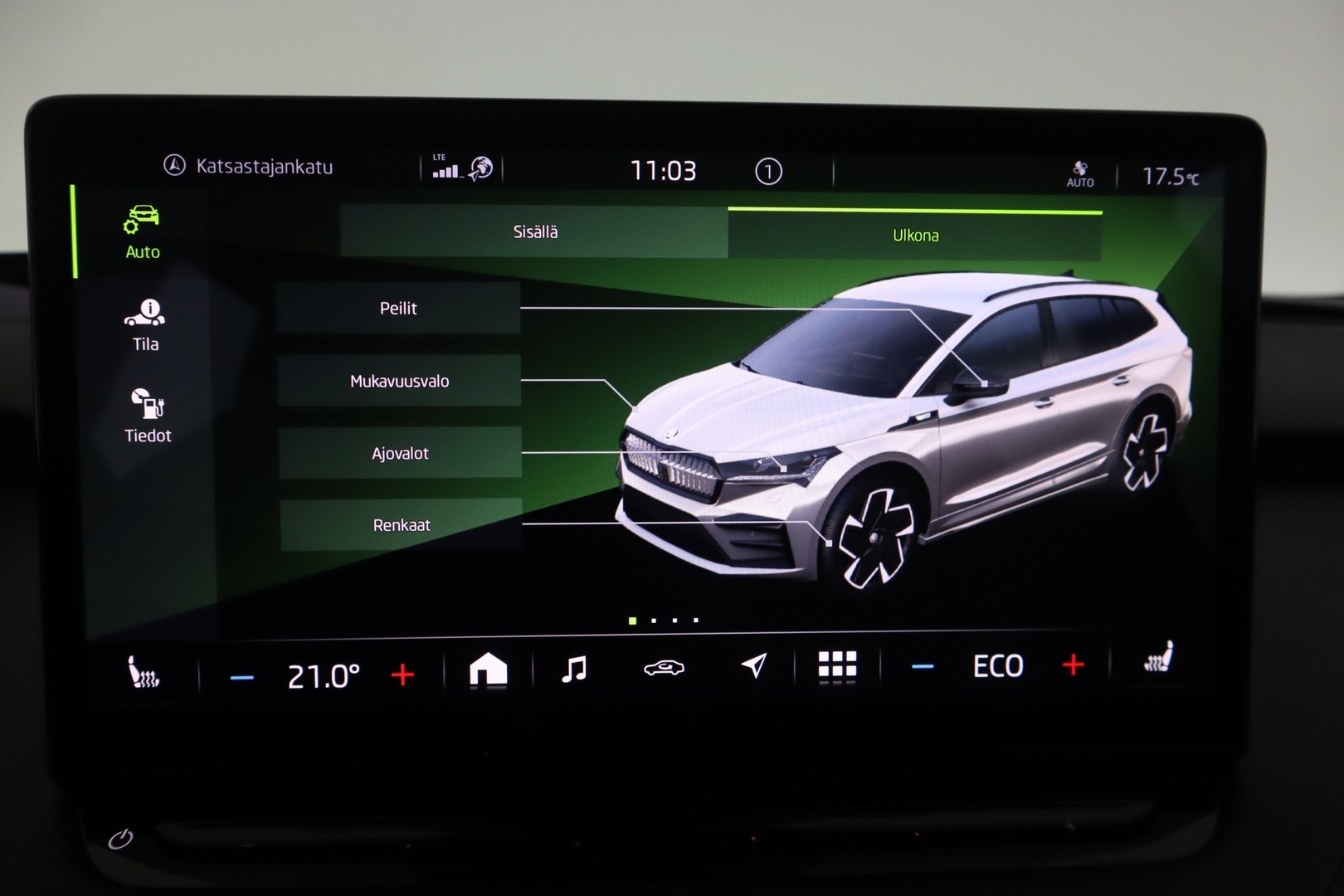 SKODA Enyaq 2023