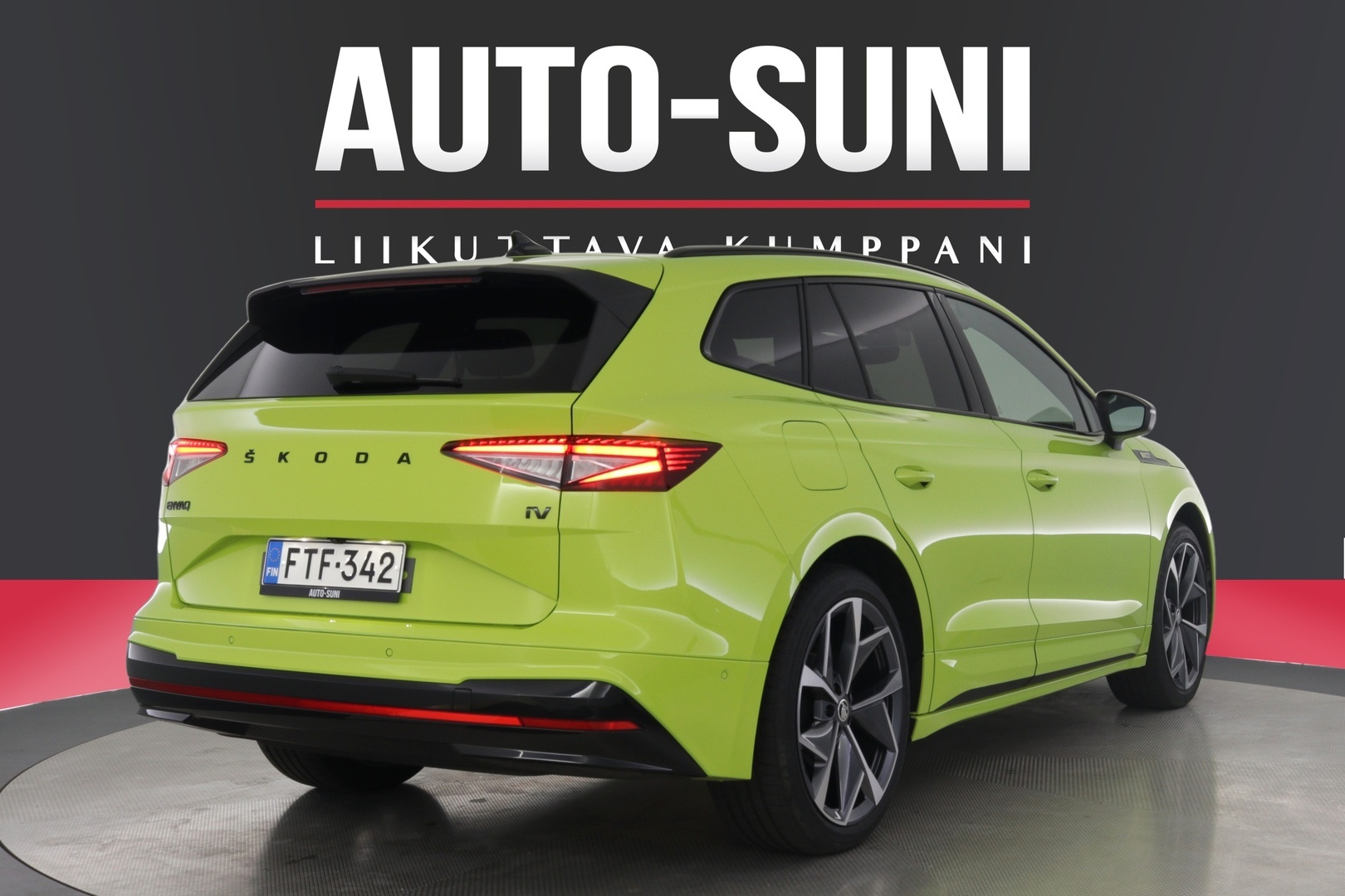 SKODA Enyaq 2023