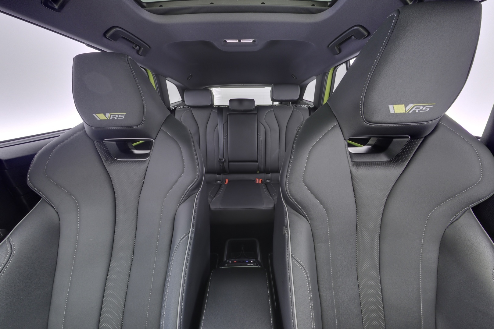 SKODA Enyaq 2023