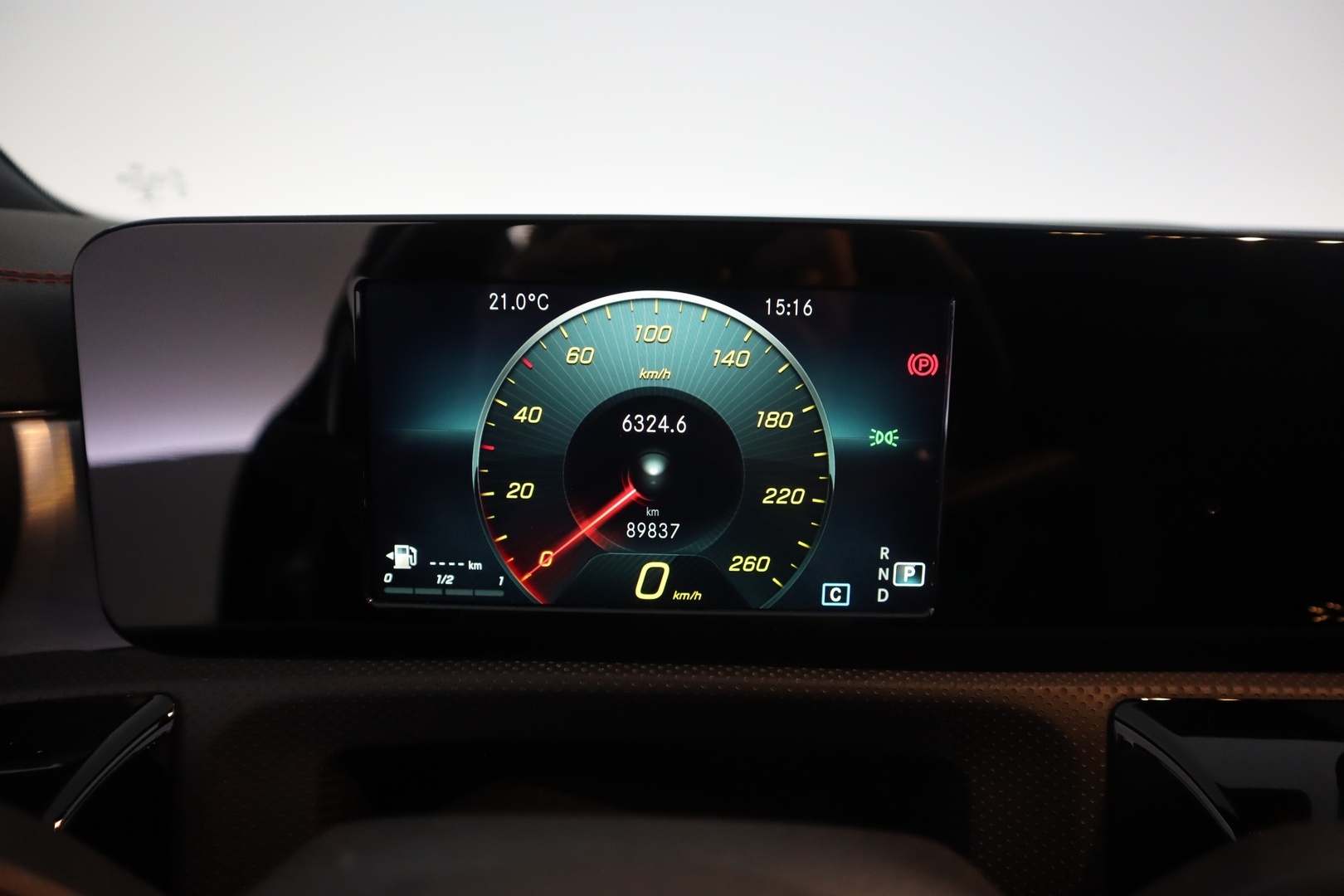 MERCEDES-BENZ CLA 2020