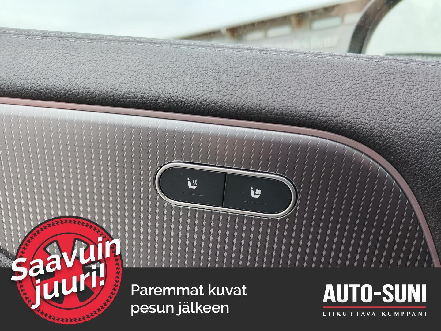 MERCEDES-BENZ EQA 2022