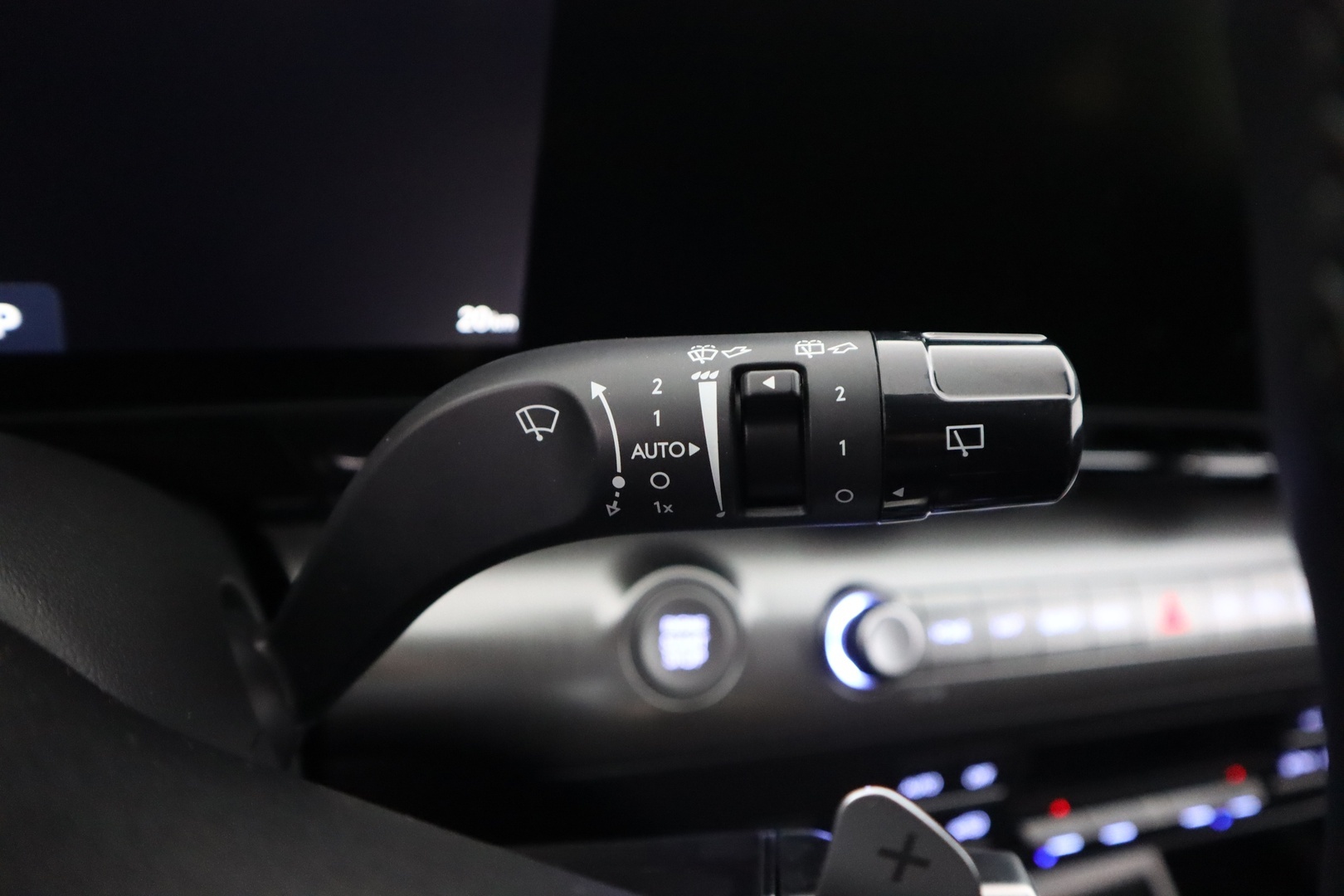 HYUNDAI KONA Hybrid 2025