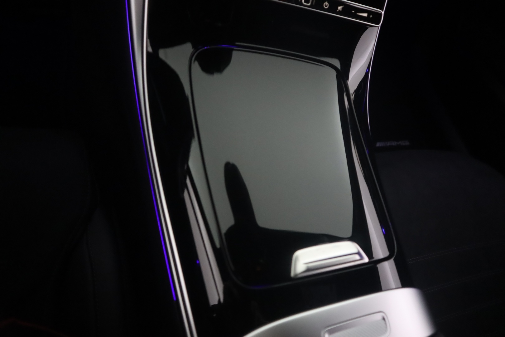 MERCEDES-BENZ C 2025