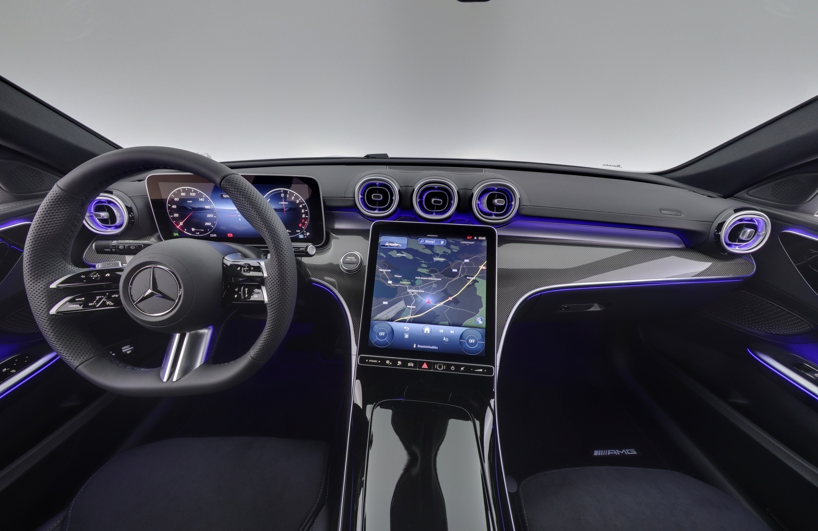 MERCEDES-BENZ C 2025