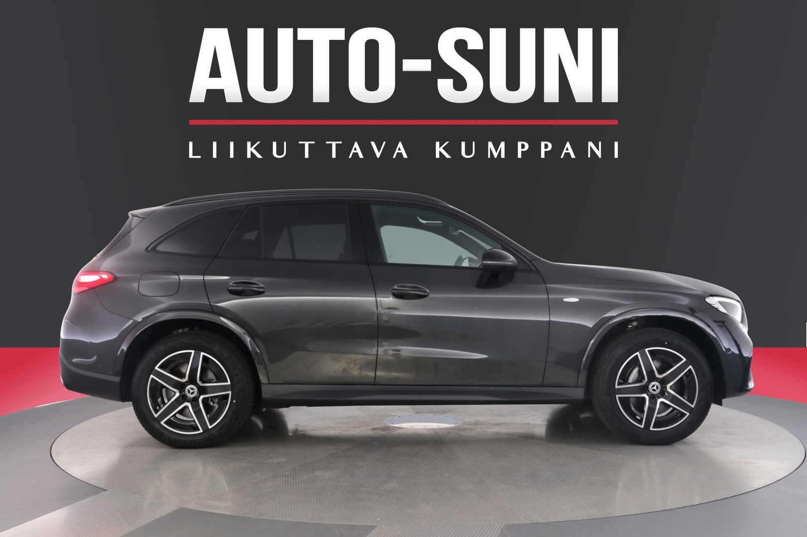 MERCEDES-BENZ GLC 2025