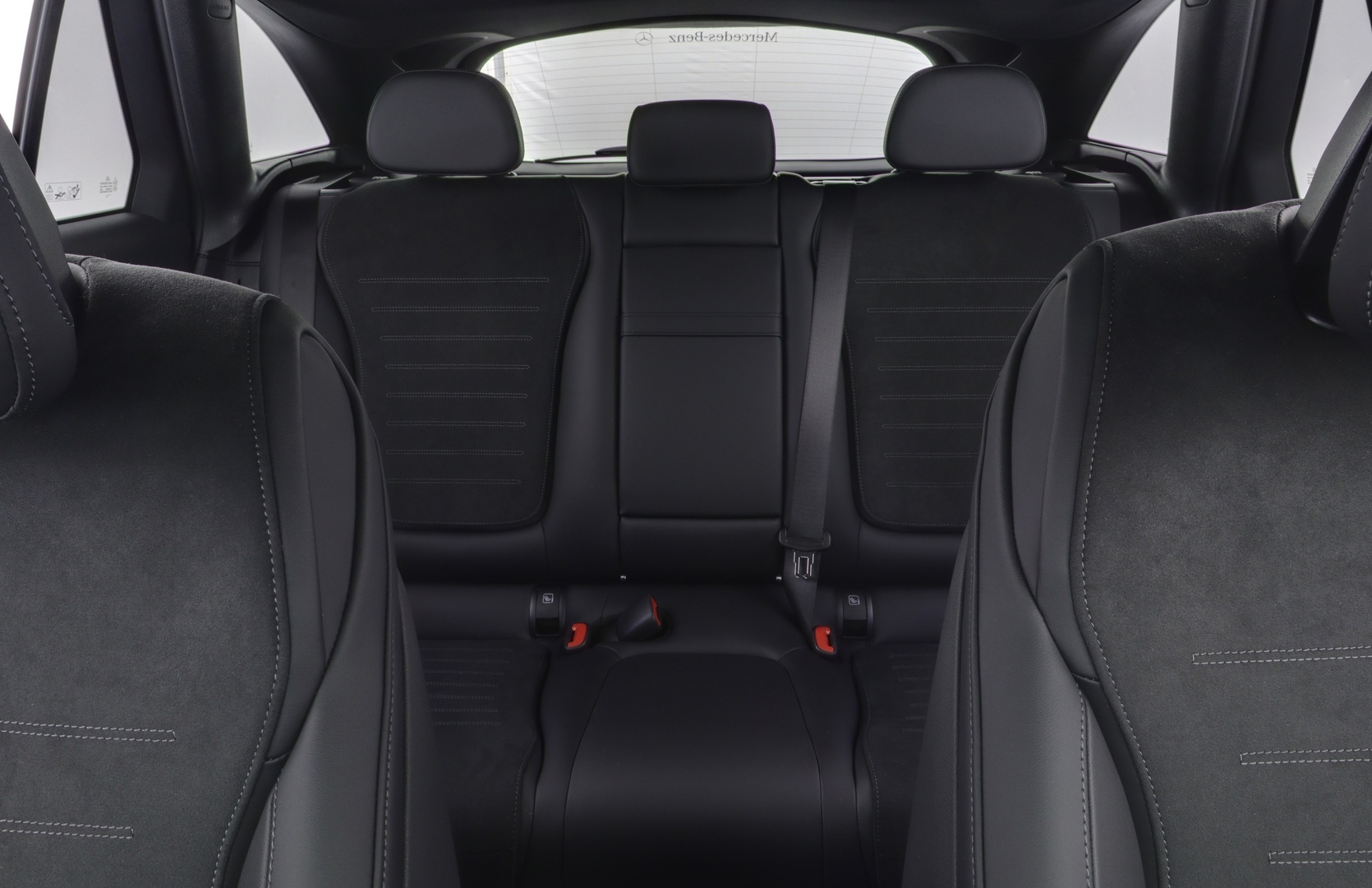 MERCEDES-BENZ GLC 2025