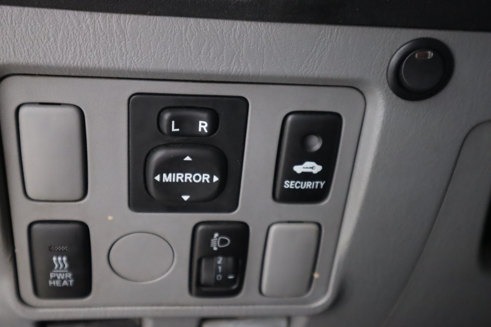 TOYOTA Hilux 2007