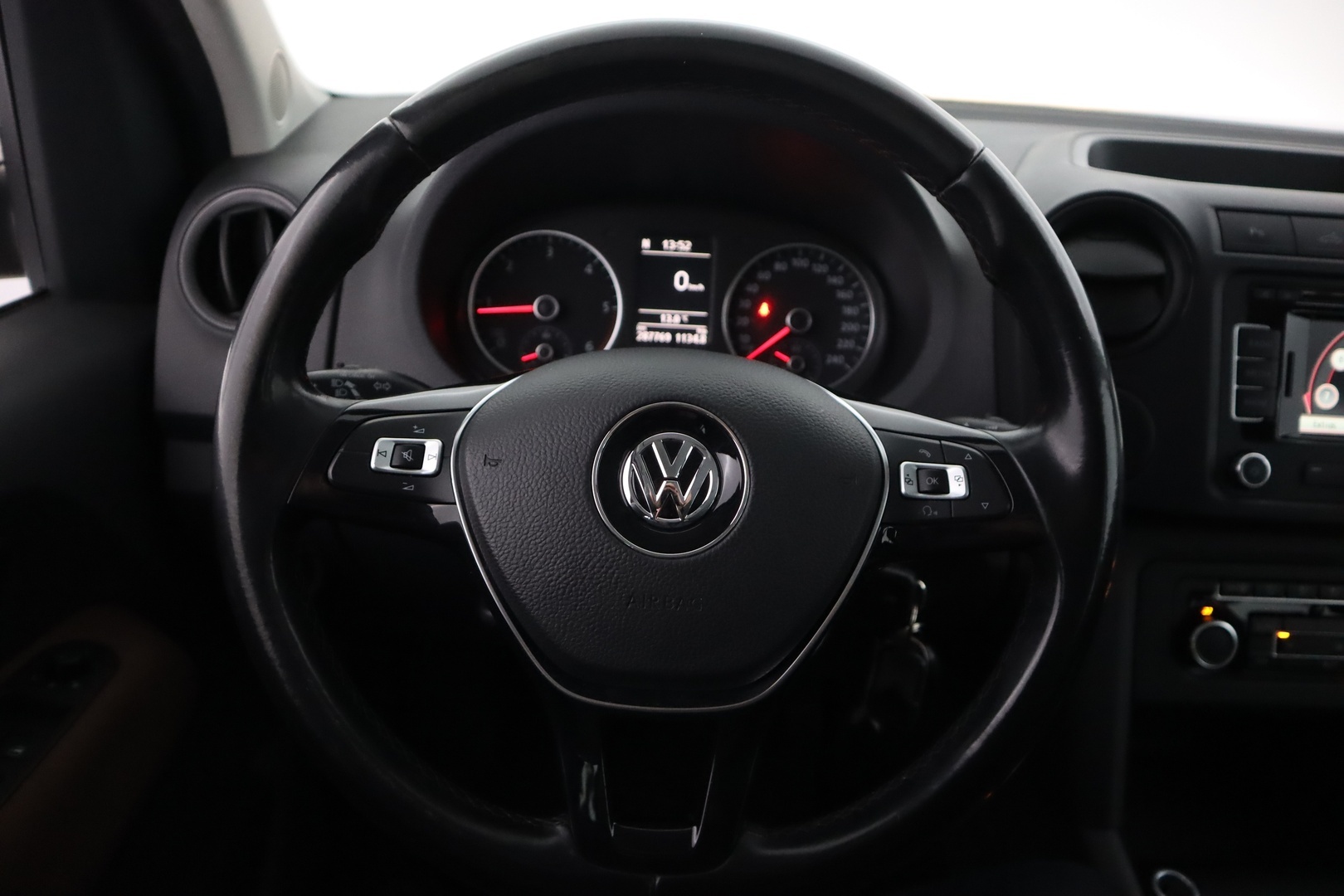 VOLKSWAGEN Amarok 2015
