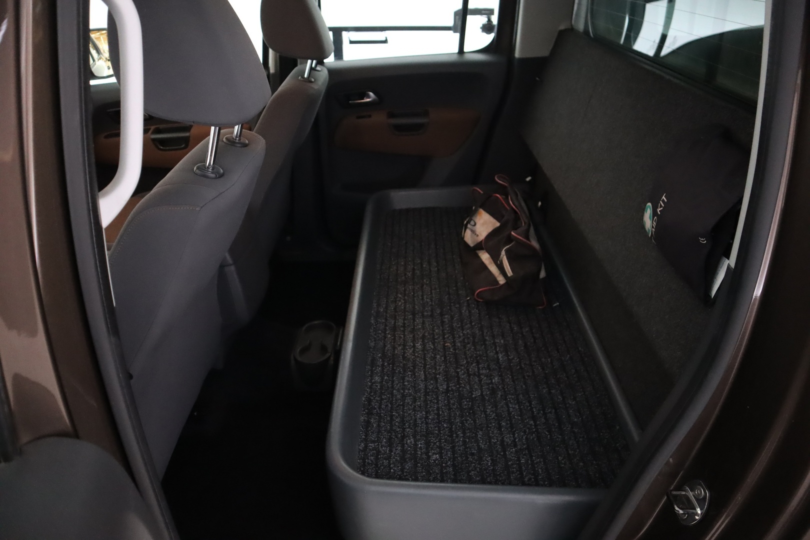 VOLKSWAGEN Amarok 2015