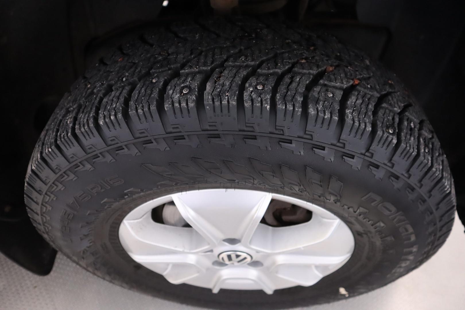 VOLKSWAGEN Amarok 2015