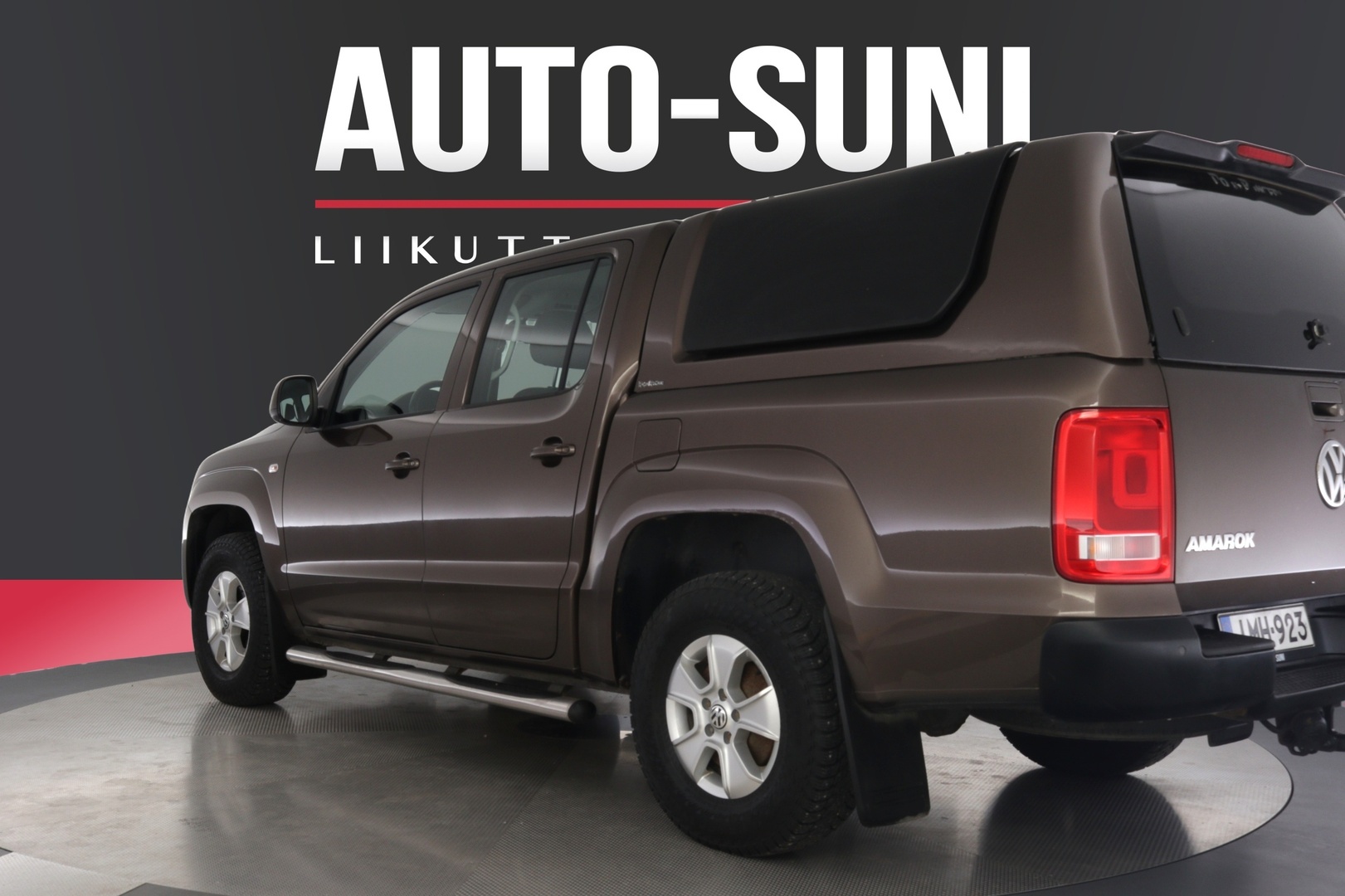 VOLKSWAGEN Amarok 2015