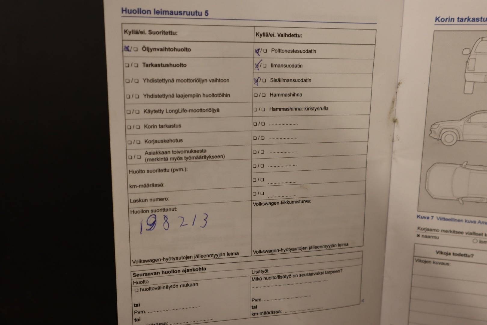 VOLKSWAGEN Amarok 2015